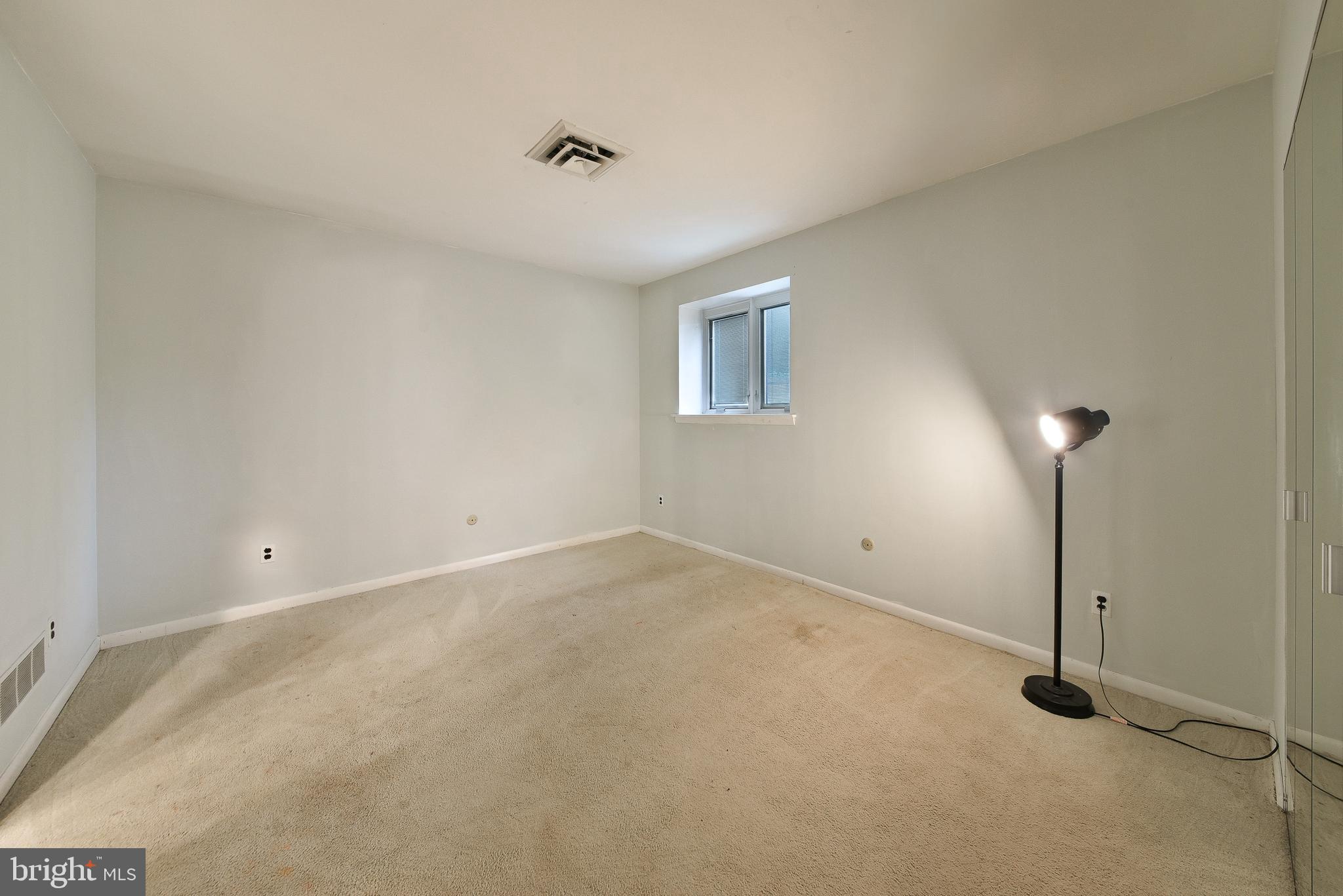 CHELTENHAM VIL - Residential