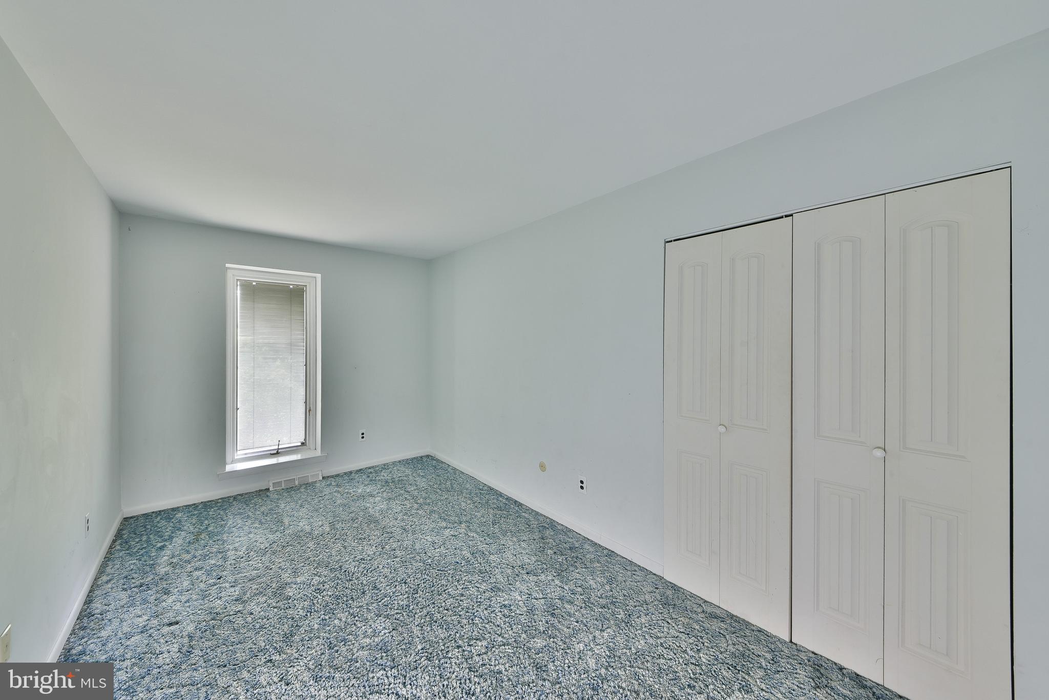 CHELTENHAM VIL - Residential