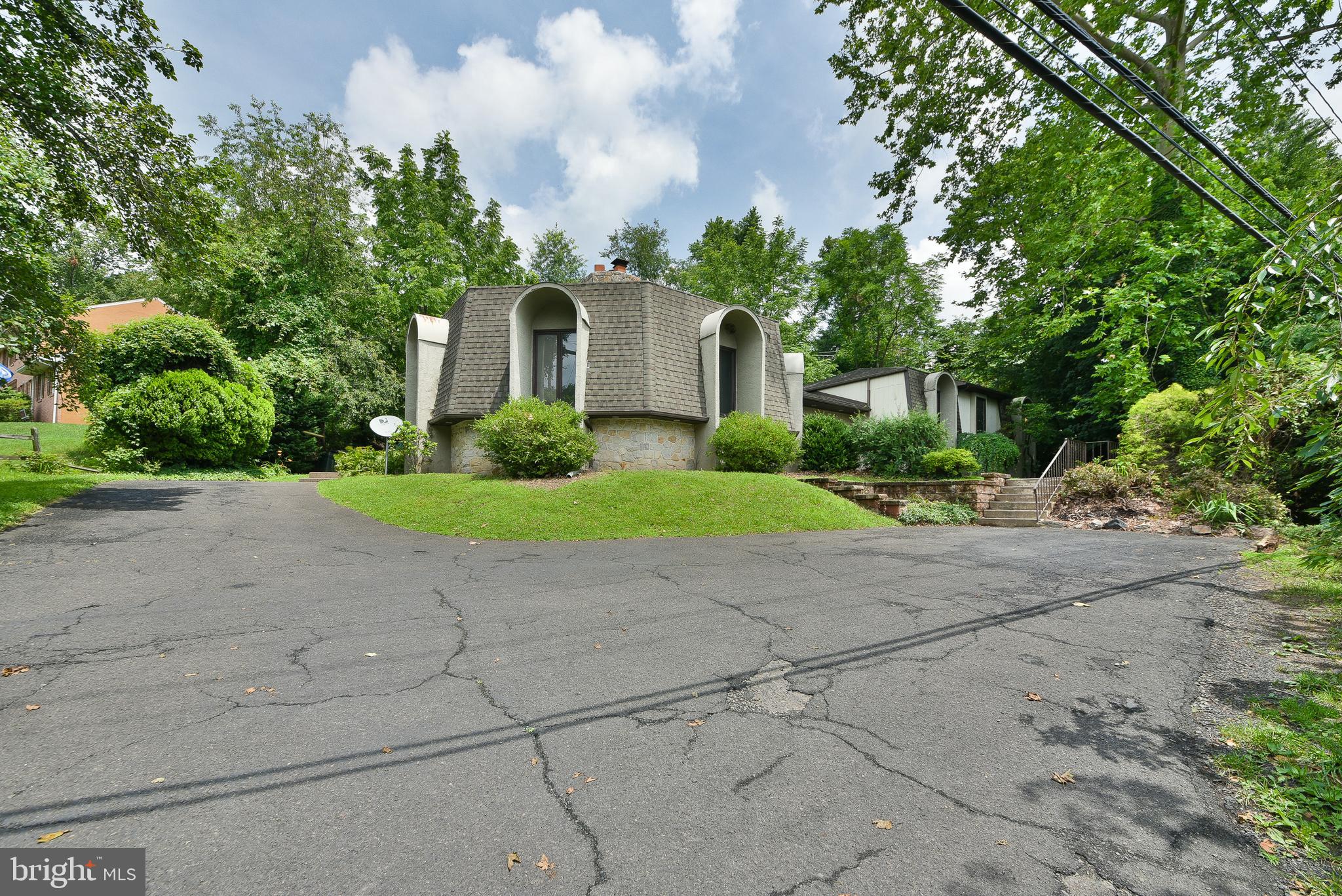 CHELTENHAM VIL - Residential