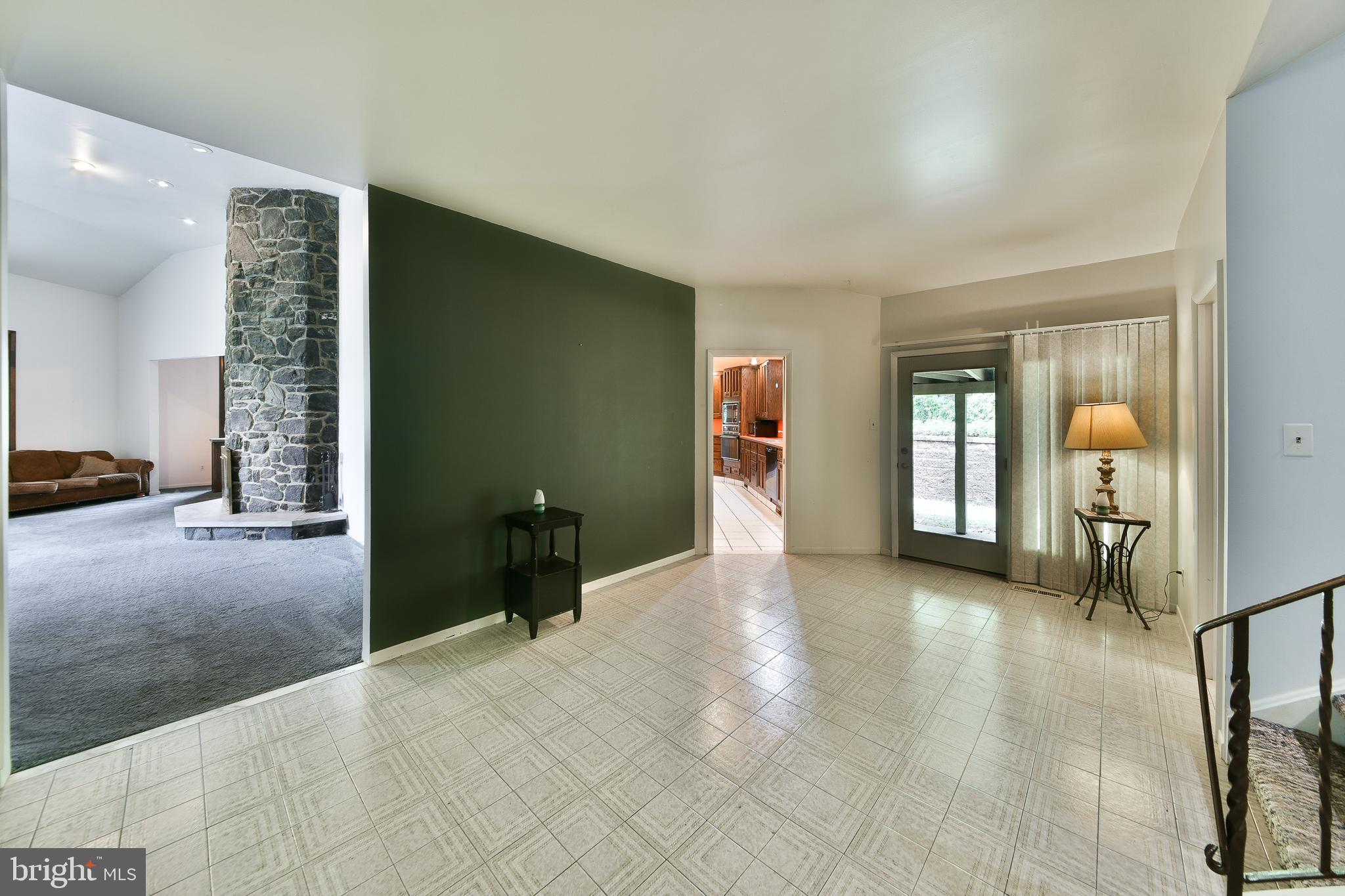 CHELTENHAM VIL - Residential