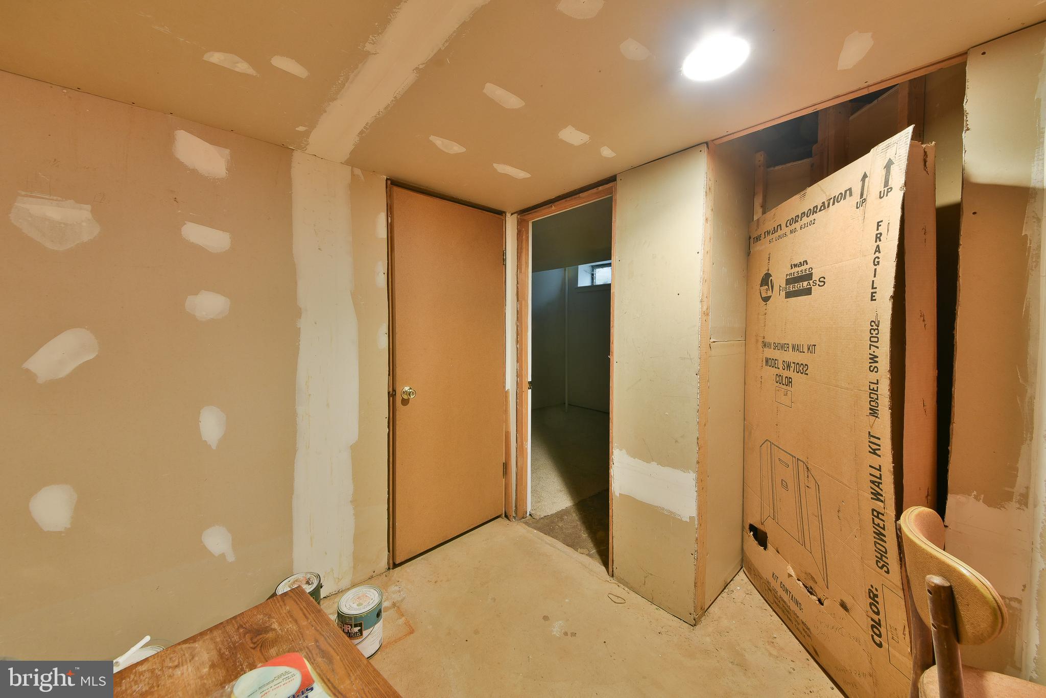 CHELTENHAM VIL - Residential