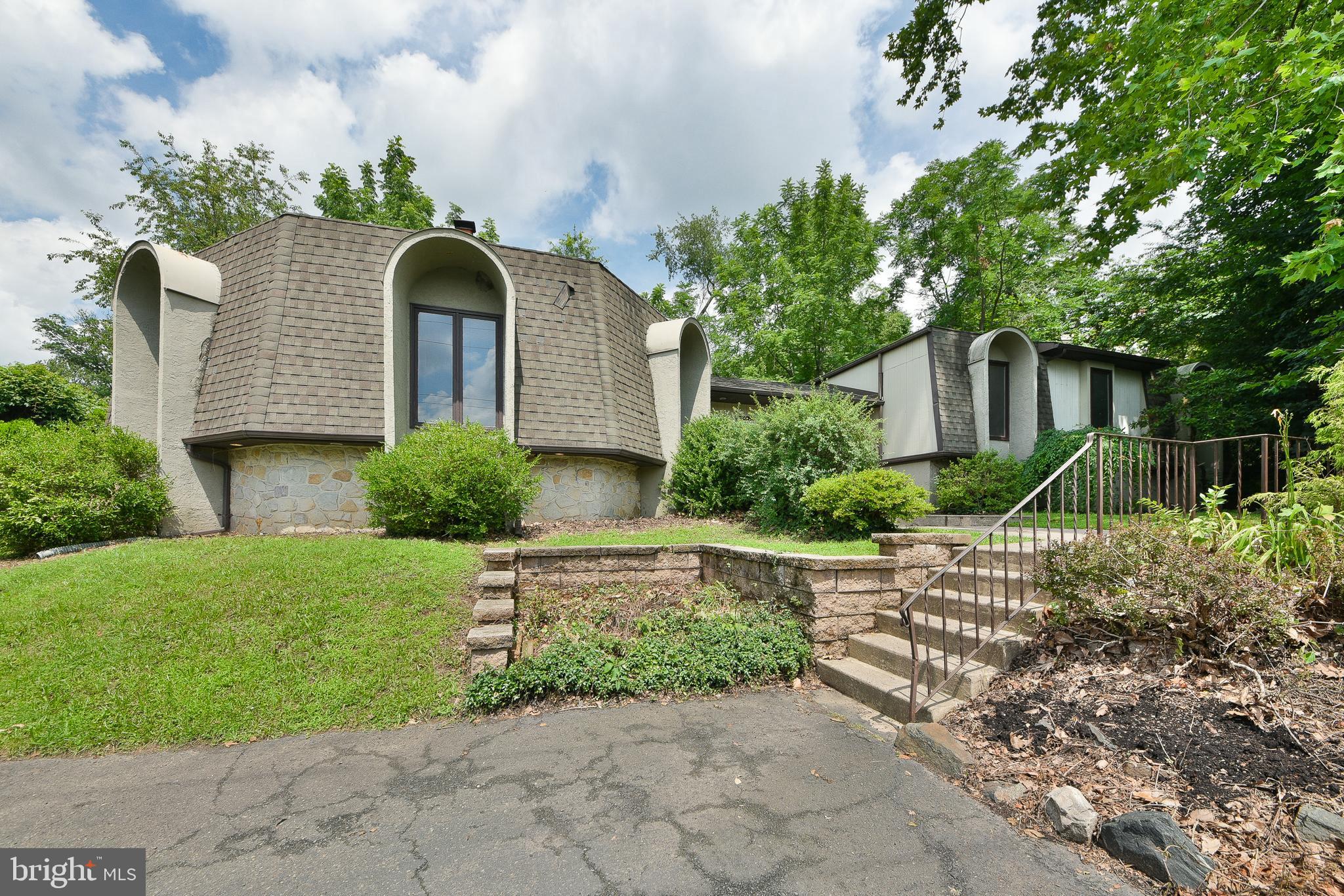 CHELTENHAM VIL - Residential