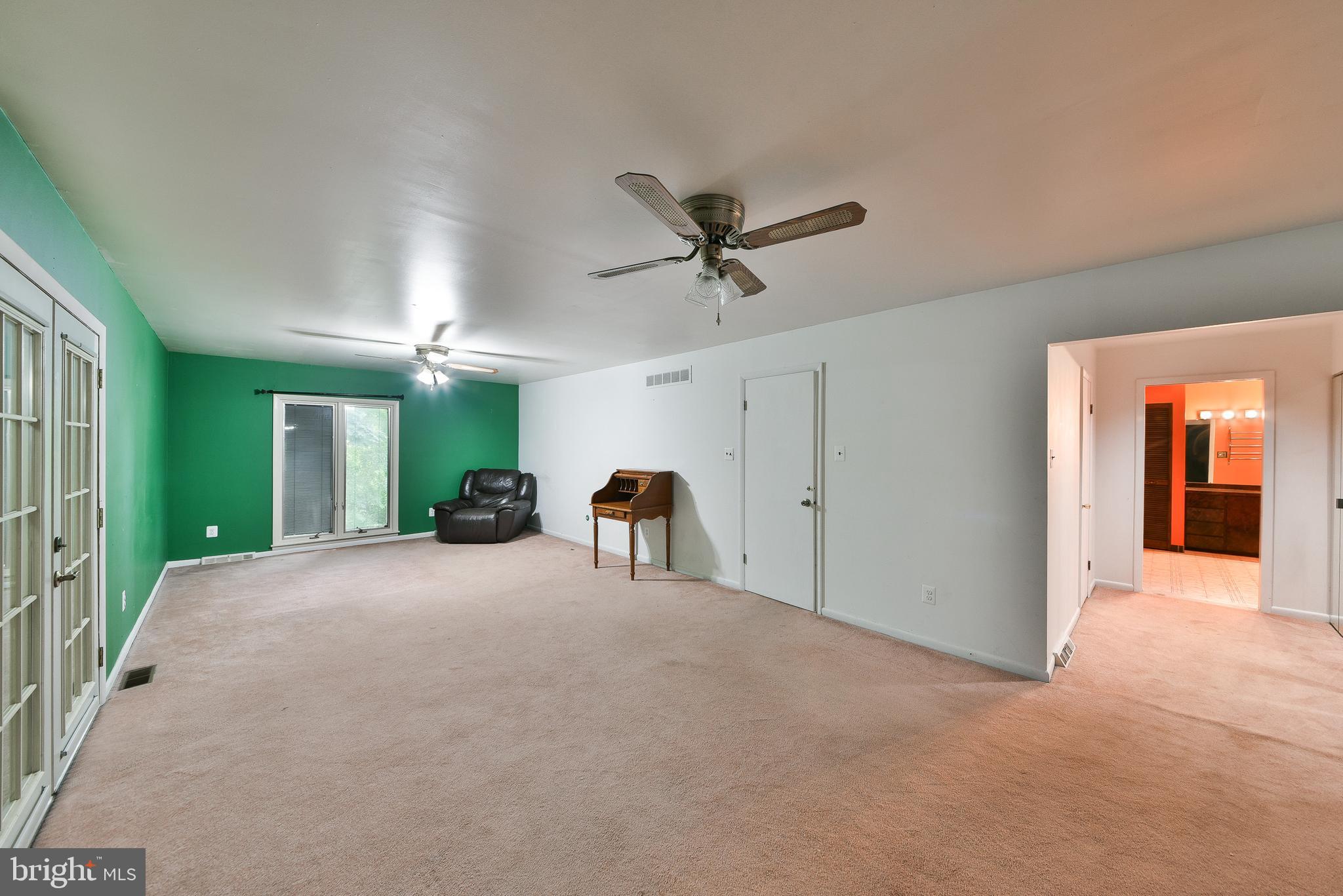 CHELTENHAM VIL - Residential