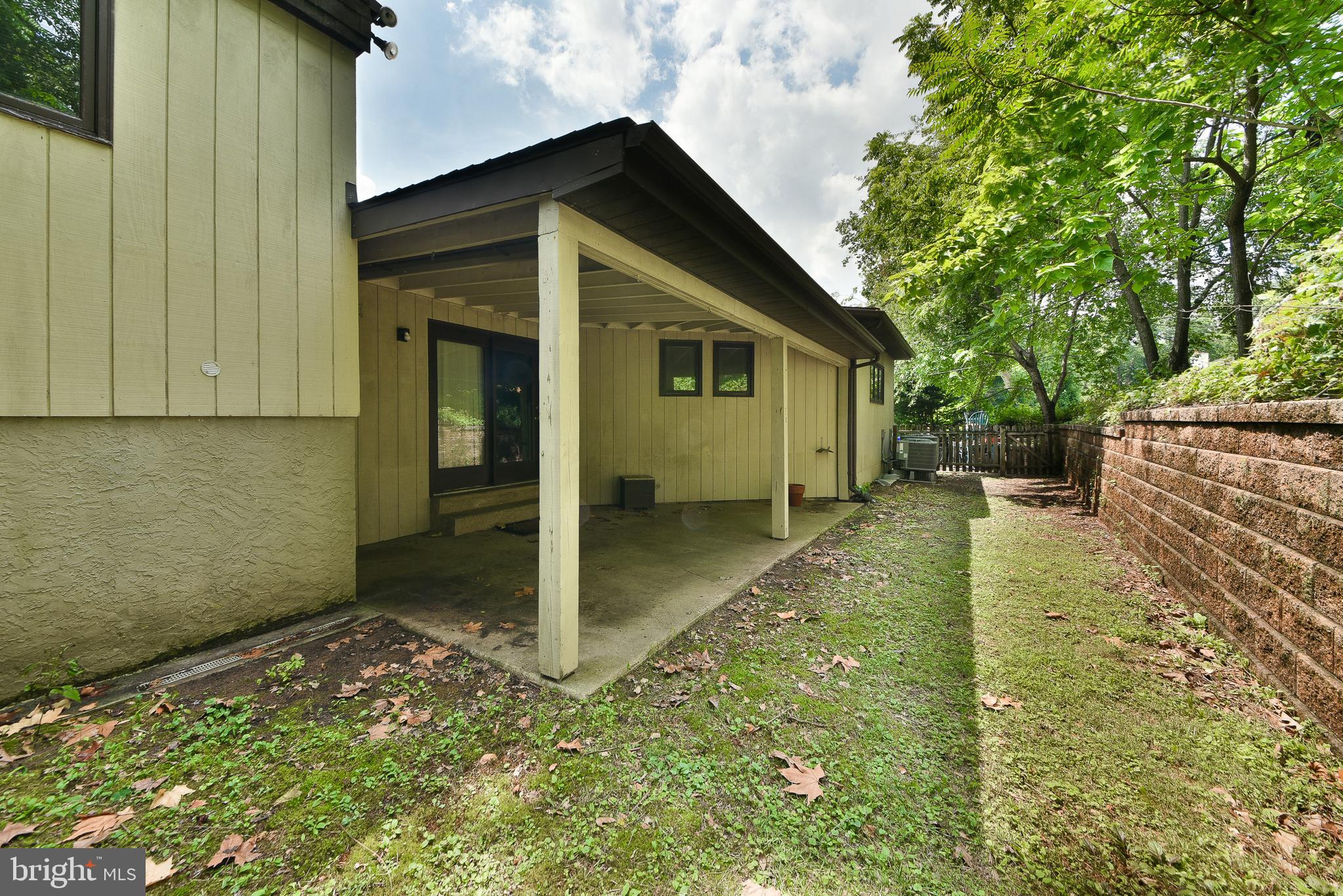 CHELTENHAM VIL - Residential