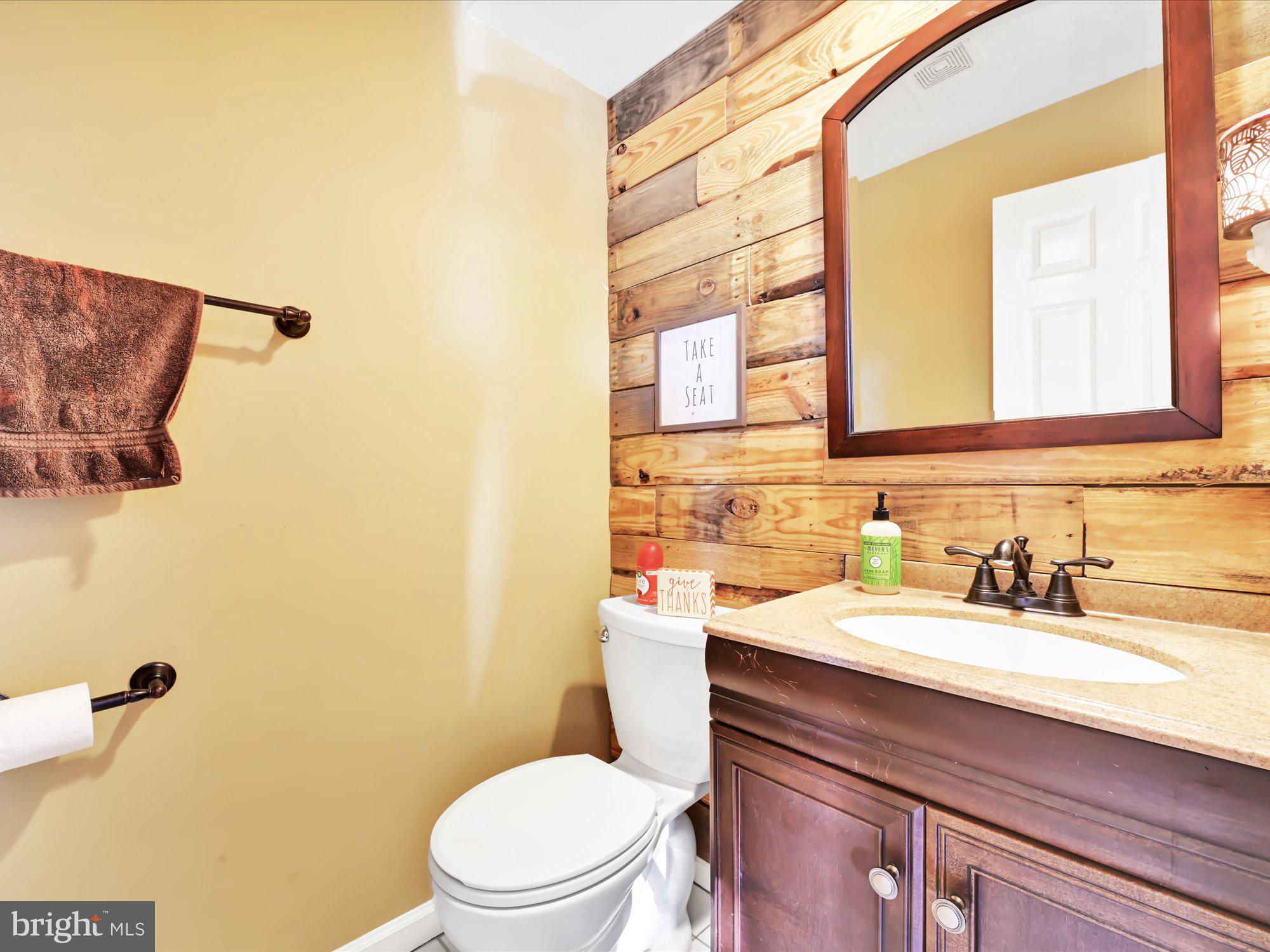 LONGWOOD SQUARE - Residential