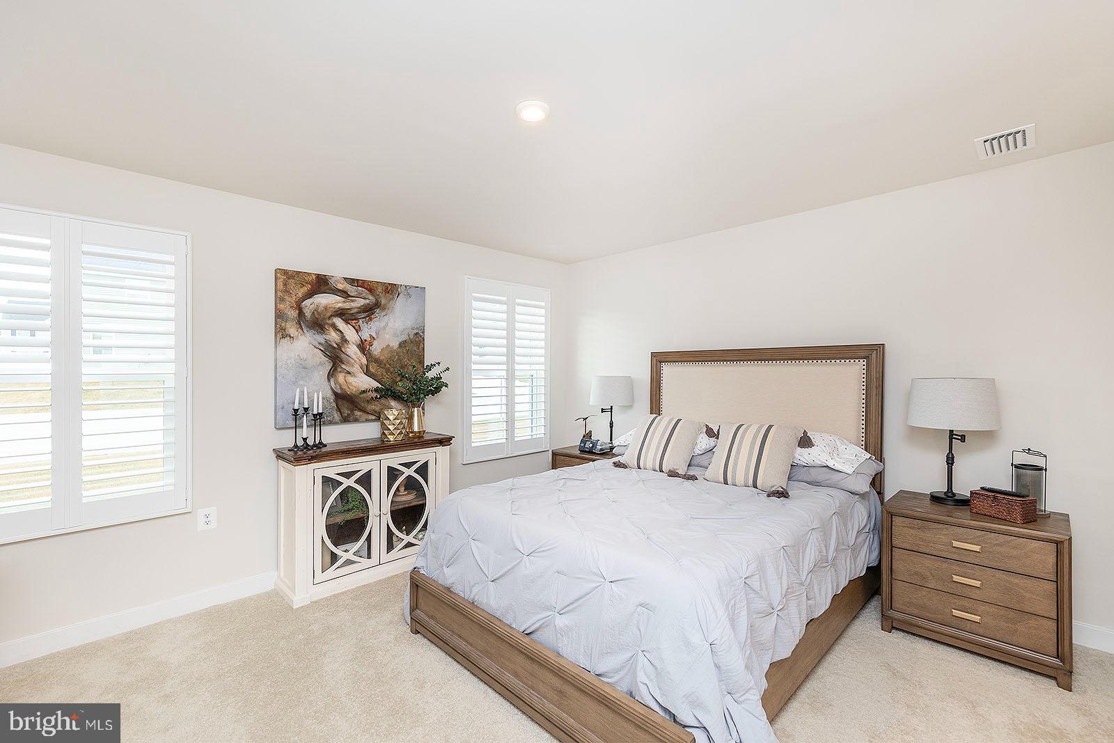 SOUTH BROOK - Residential