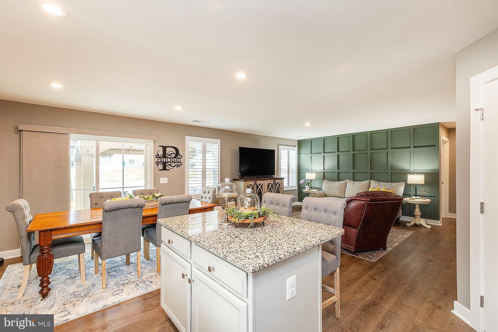 SOUTH BROOK - Residential