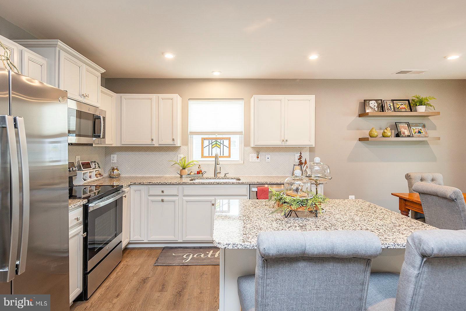 SOUTH BROOK - Residential