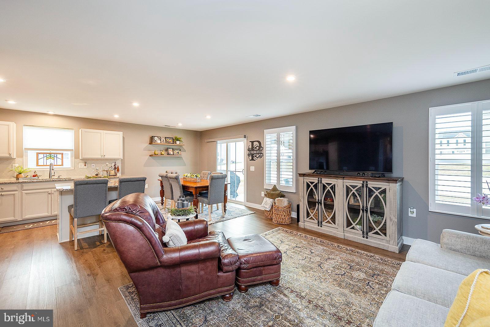 SOUTH BROOK - Residential