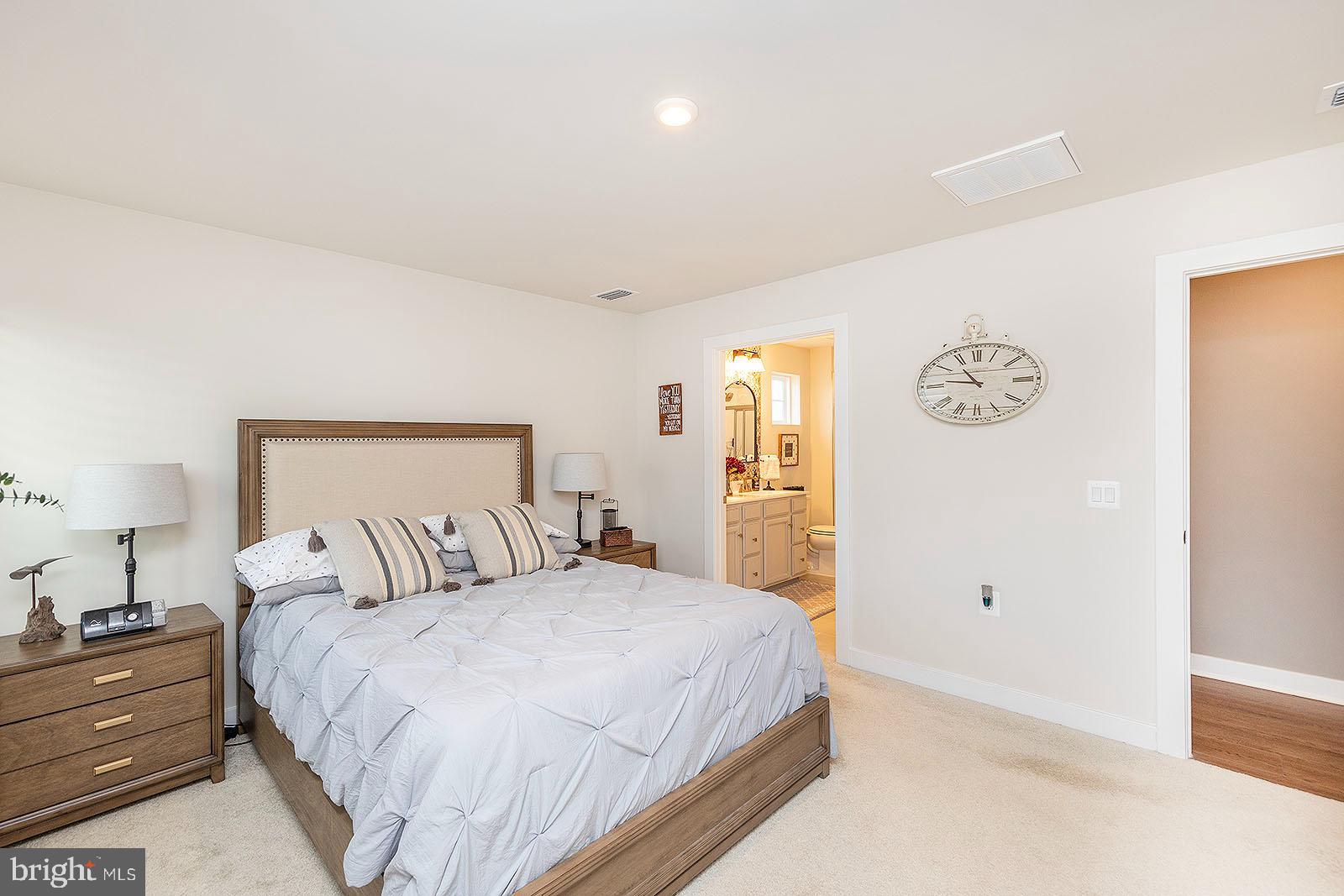 SOUTH BROOK - Residential