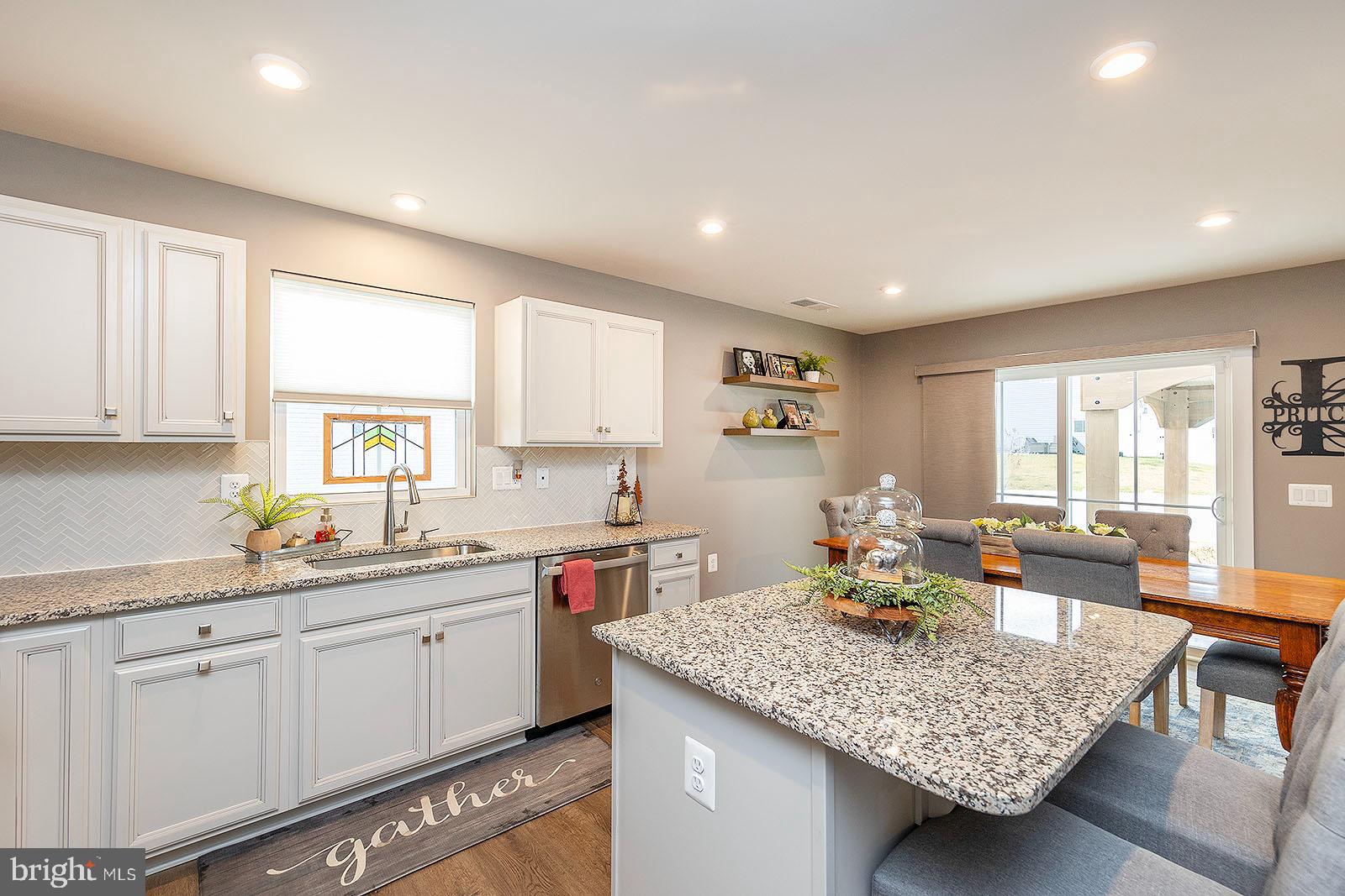 SOUTH BROOK - Residential