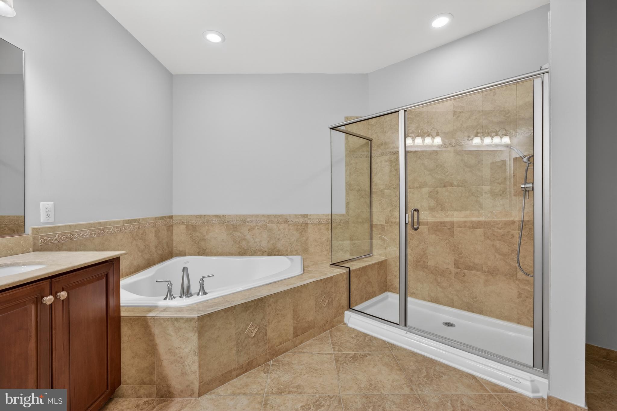 ANNAPOLIS TOWNE CENTRE - Residential