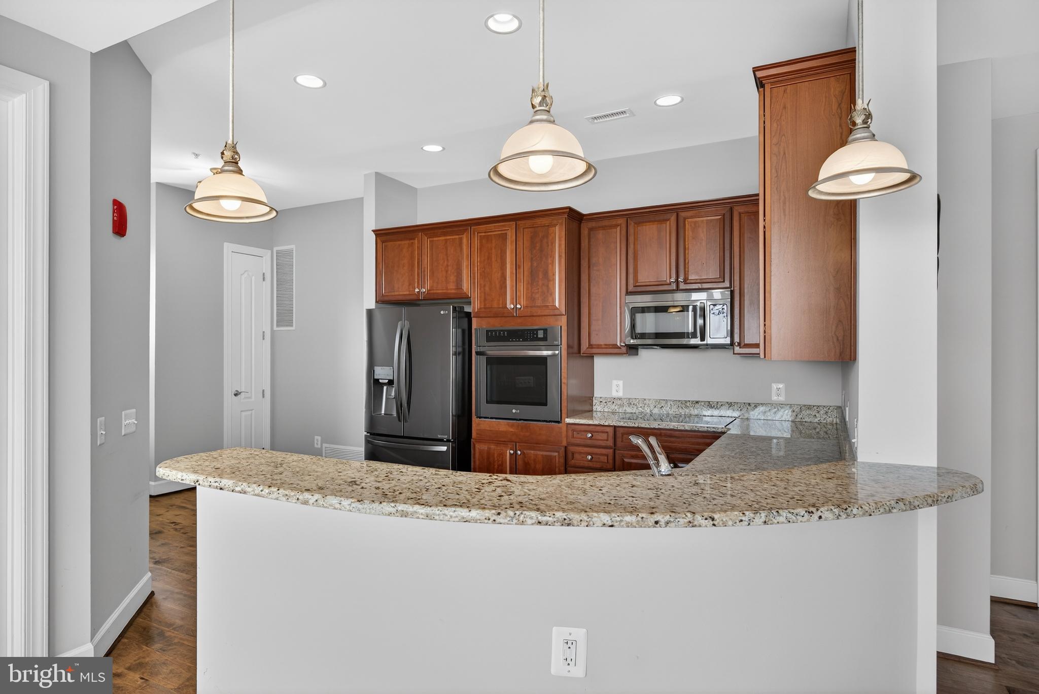 ANNAPOLIS TOWNE CENTRE - Residential