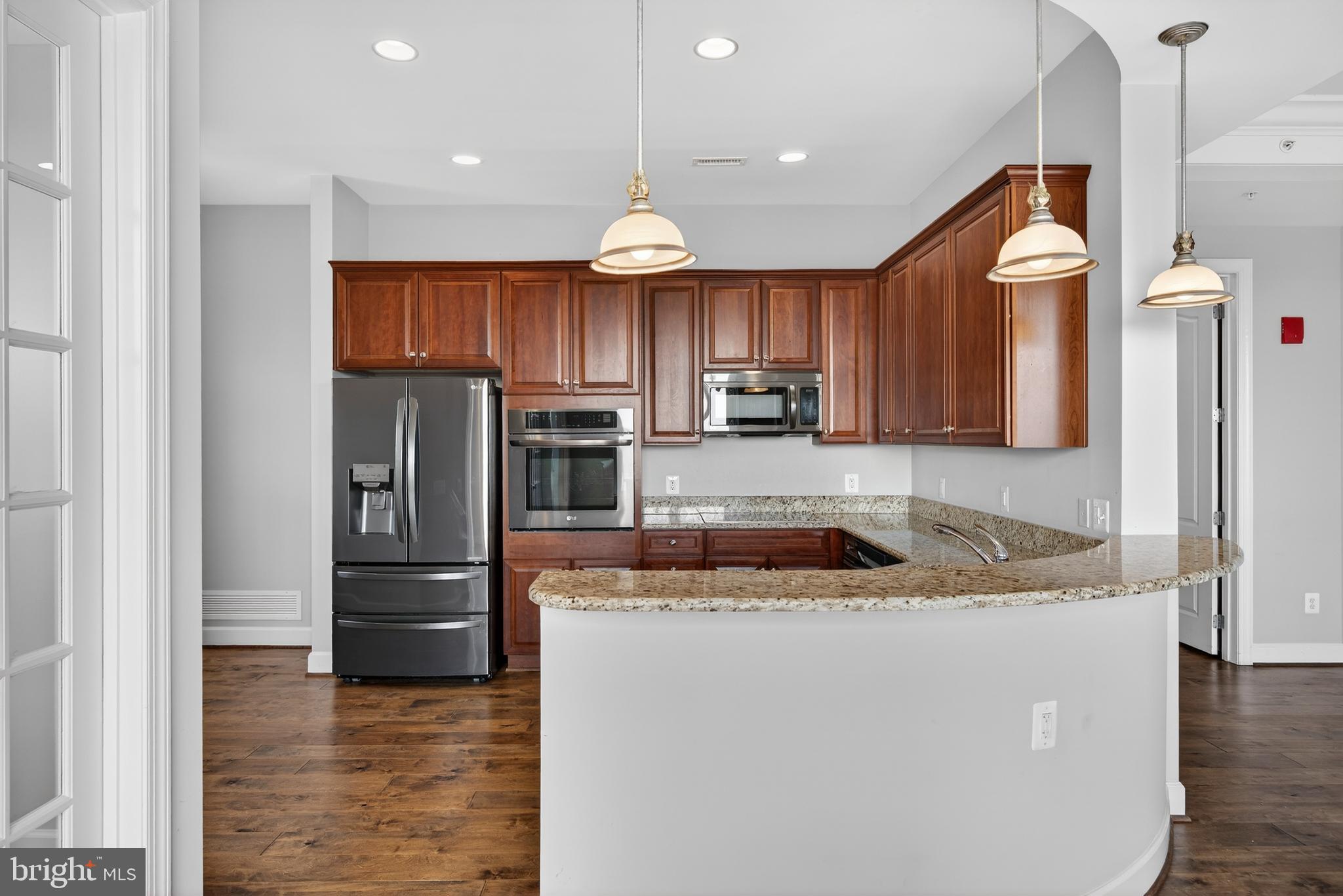 ANNAPOLIS TOWNE CENTRE - Residential