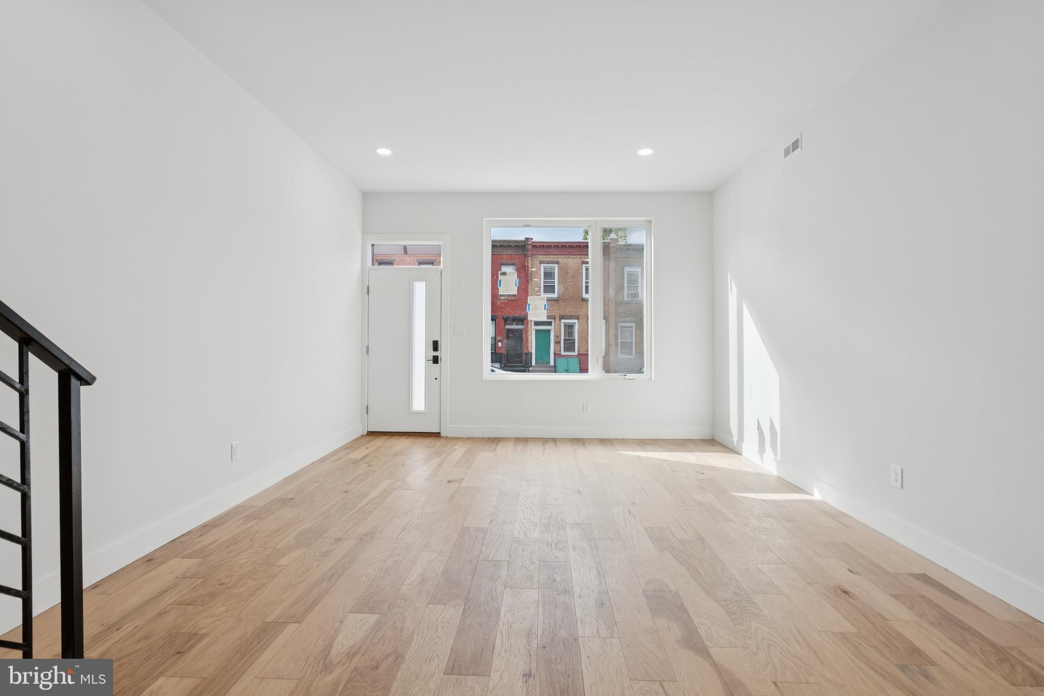 STRAWBERRY MANSION - Residential