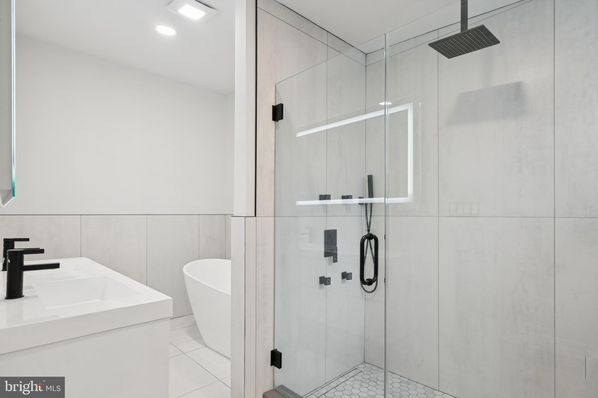 STRAWBERRY MANSION - Residential