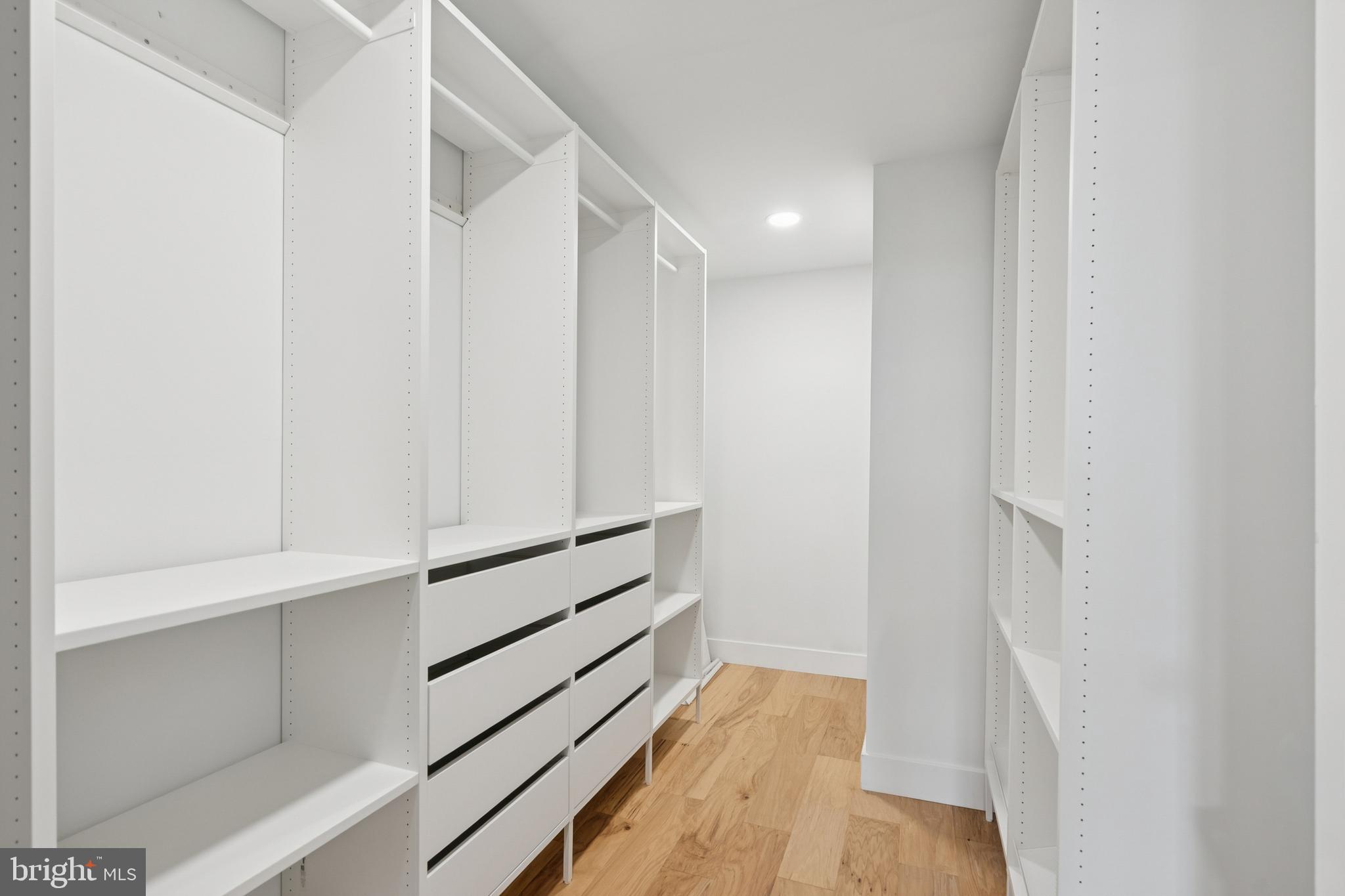 STRAWBERRY MANSION - Residential