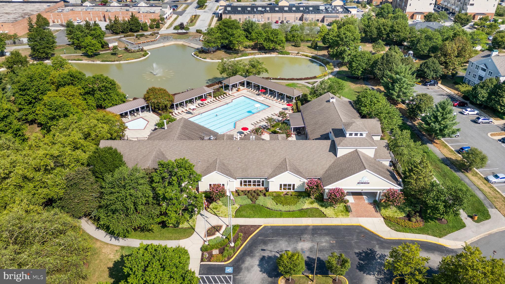 PINEY ORCHARD - Residential