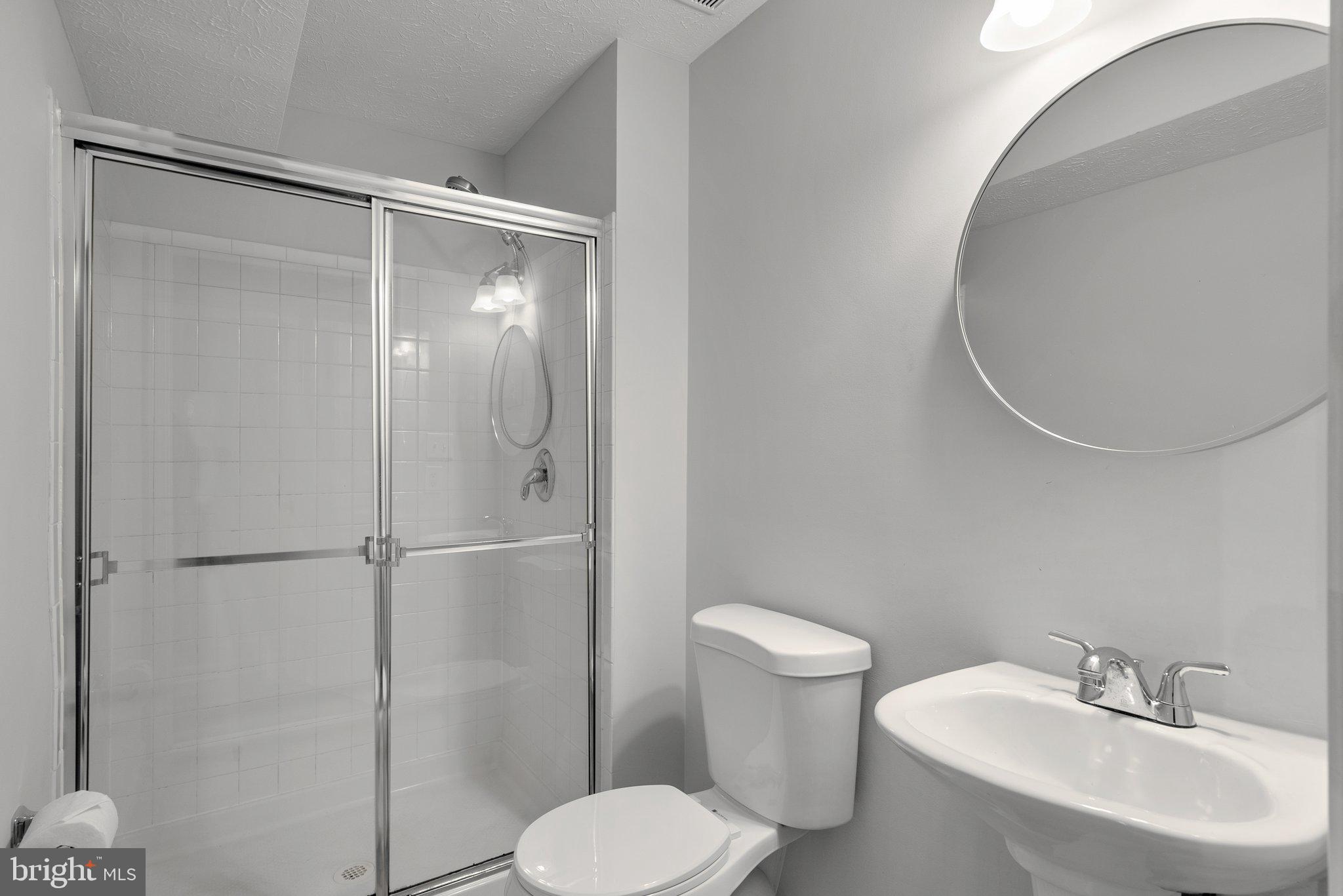 PINEY ORCHARD - Residential