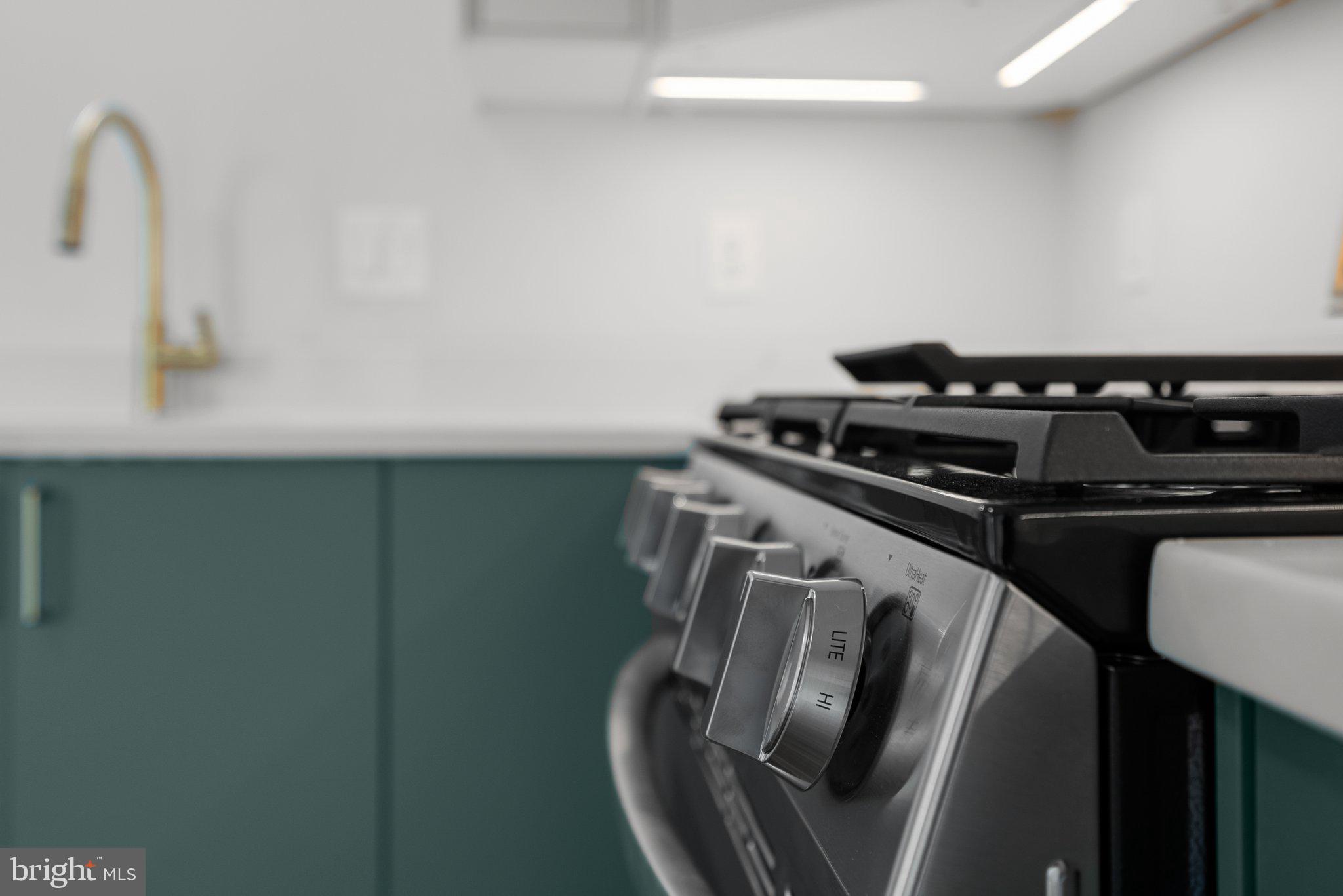 PINEY ORCHARD - Residential