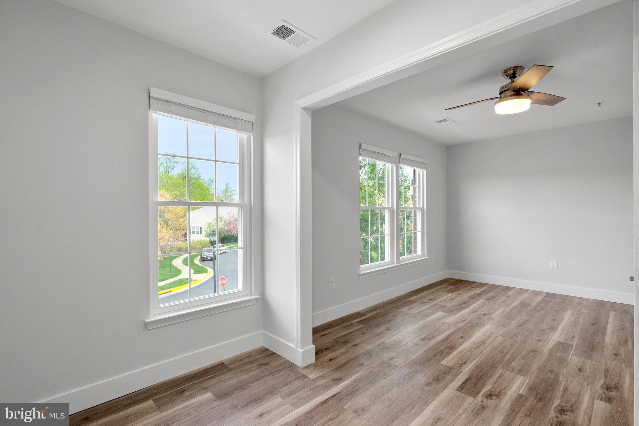 PINEY ORCHARD - Residential