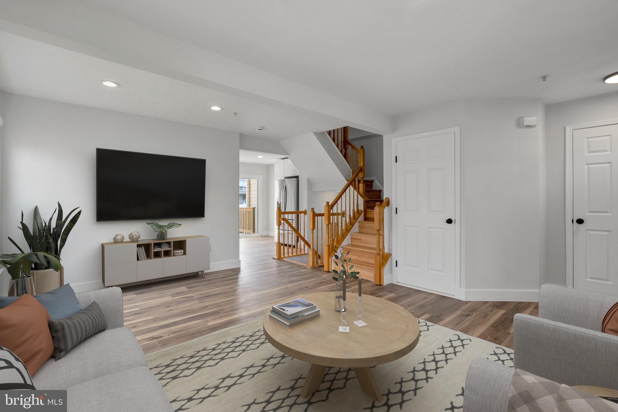 PINEY ORCHARD - Residential