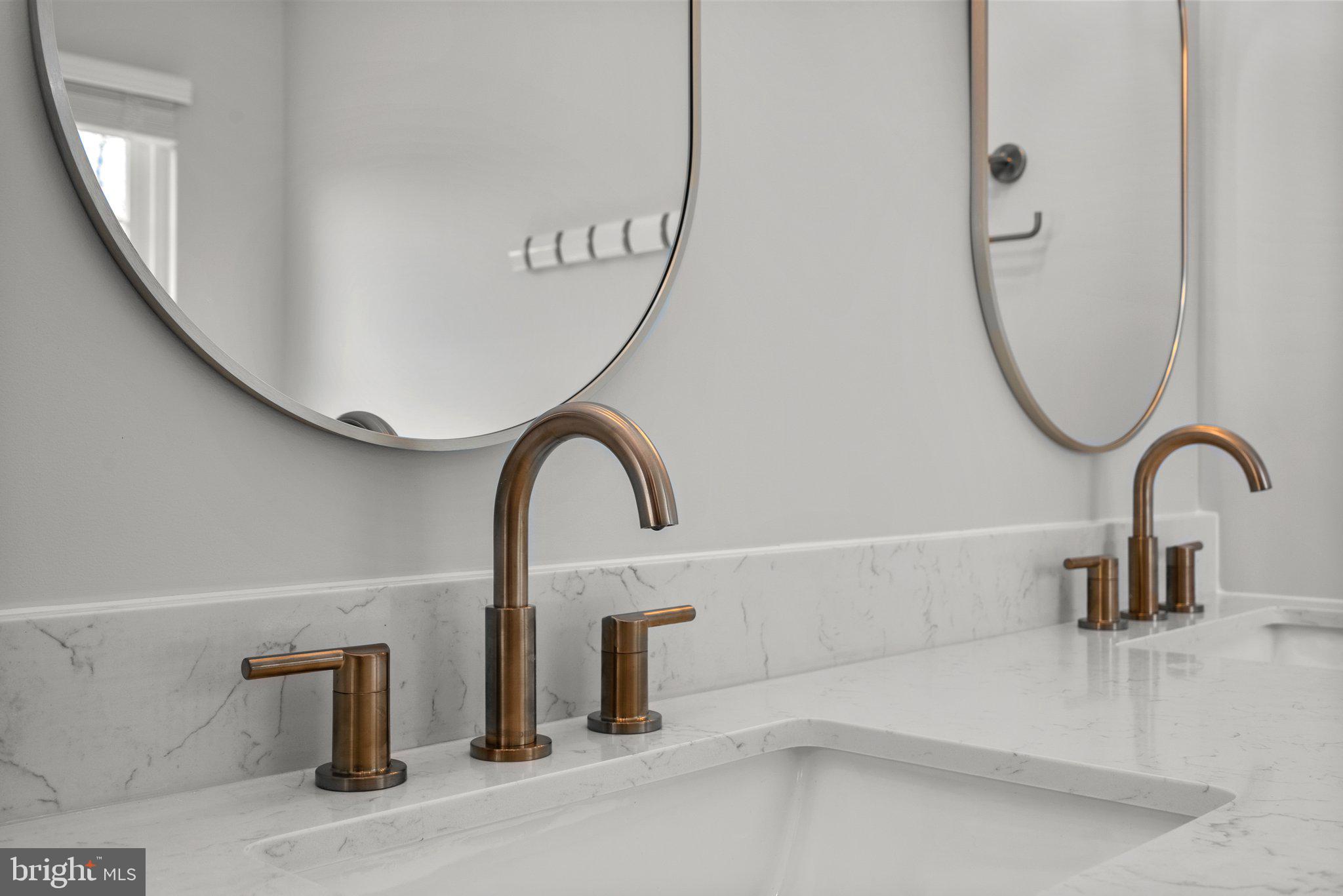 PINEY ORCHARD - Residential