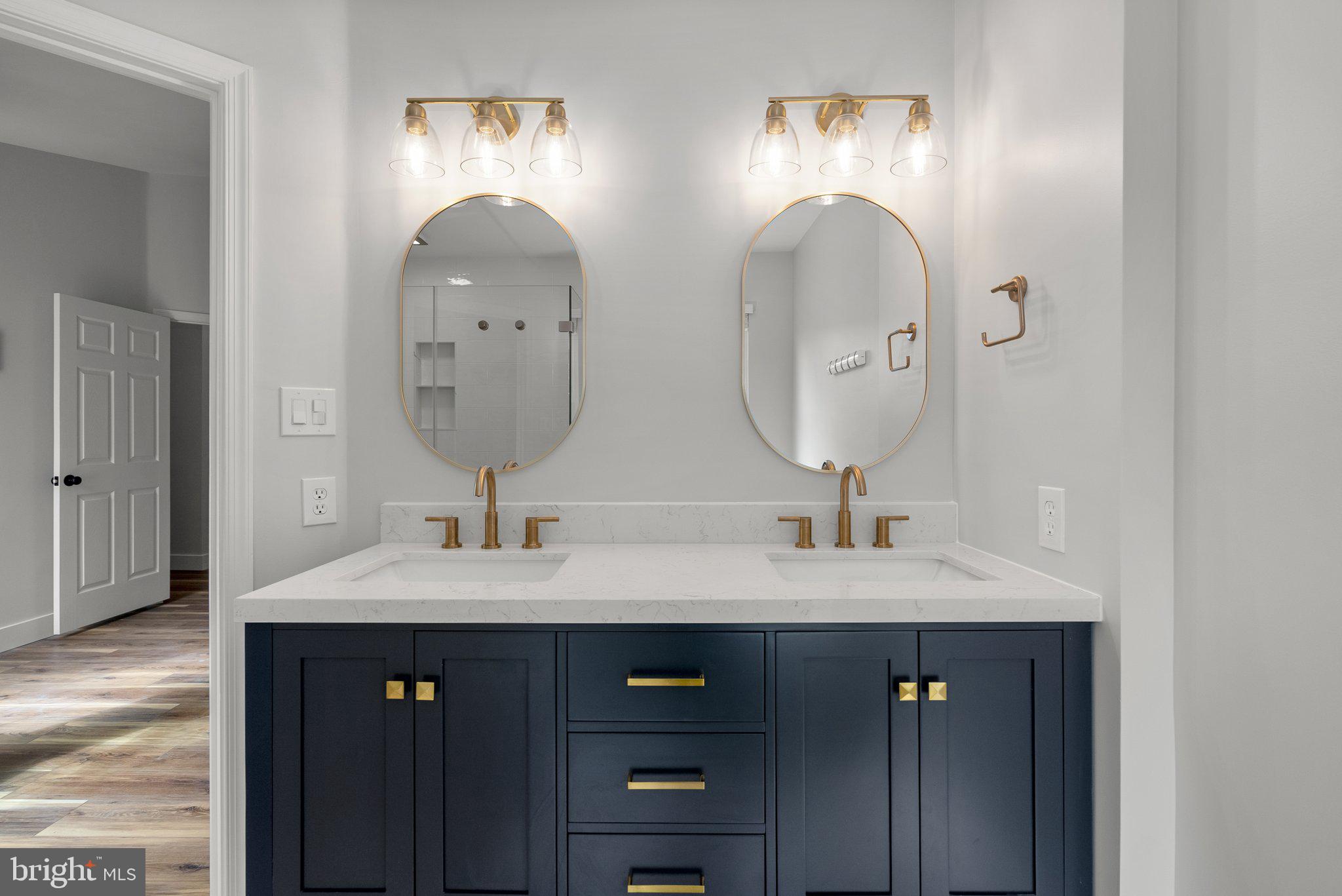 PINEY ORCHARD - Residential