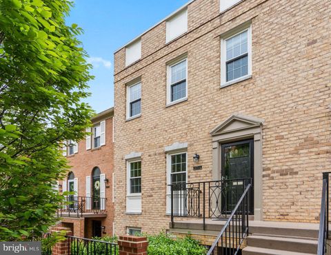 3273 SUTTON PLACE NW A WASHINGTON DC 20016