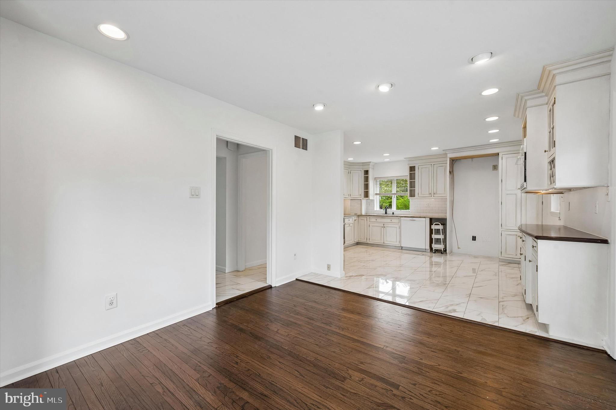 NARBERTH - Residential