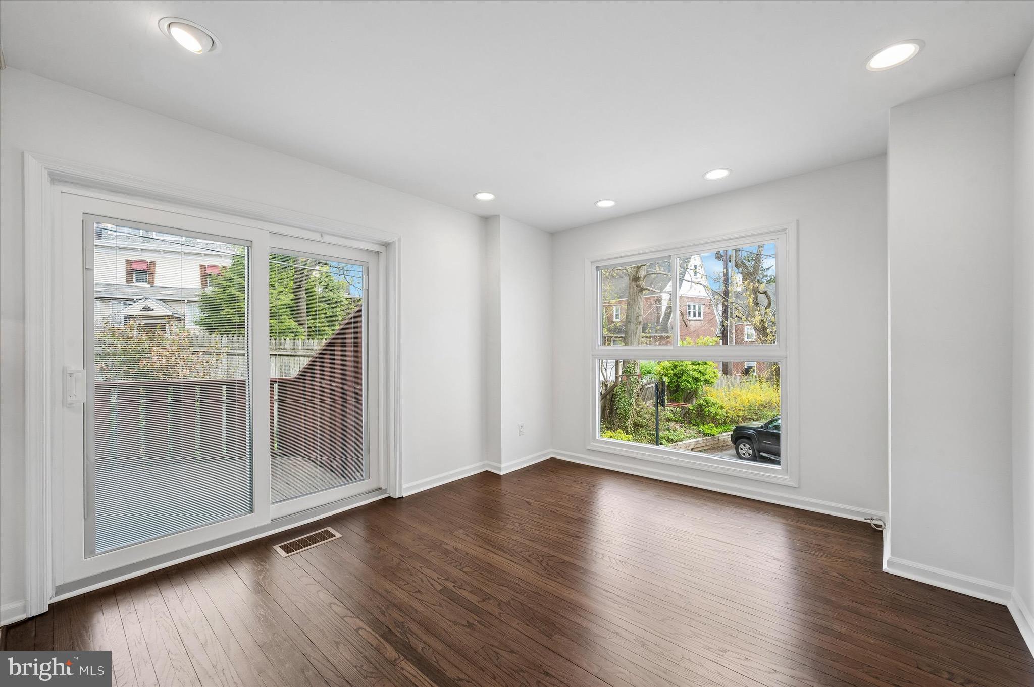 NARBERTH - Residential