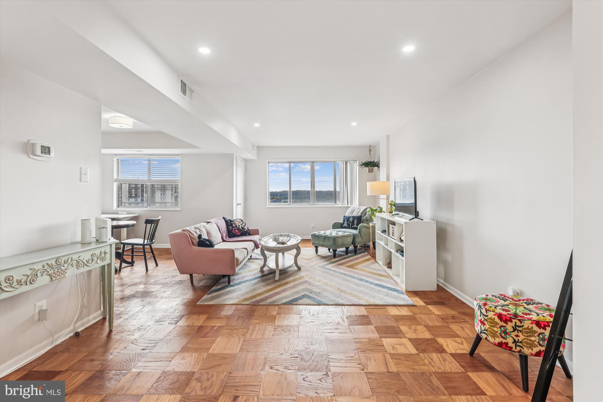 5340 HOLMES RUN PARKWAY 1119