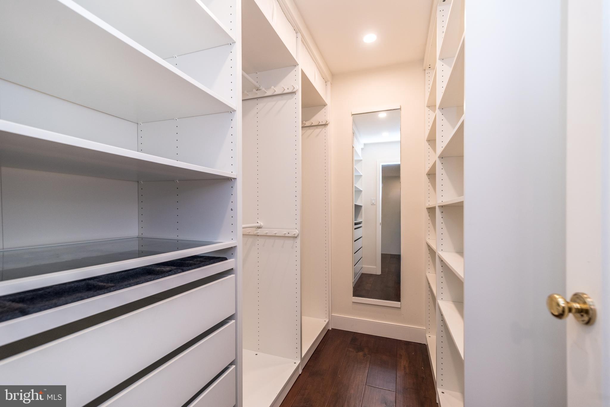 FIELDSTONE - Residential