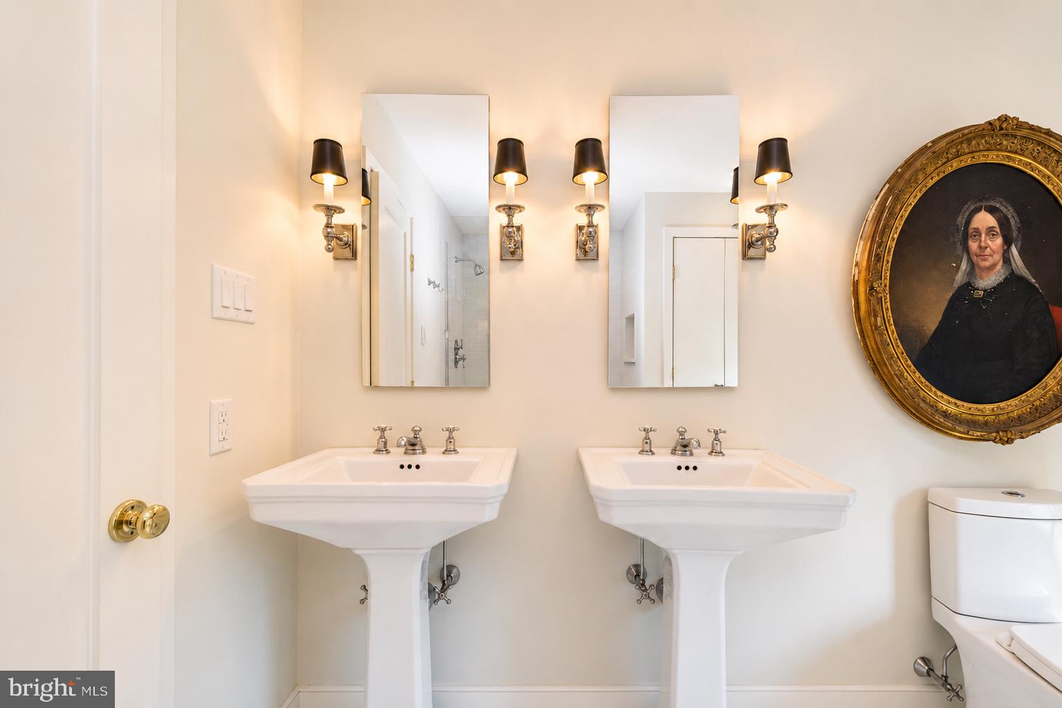 FIELDSTONE - Residential