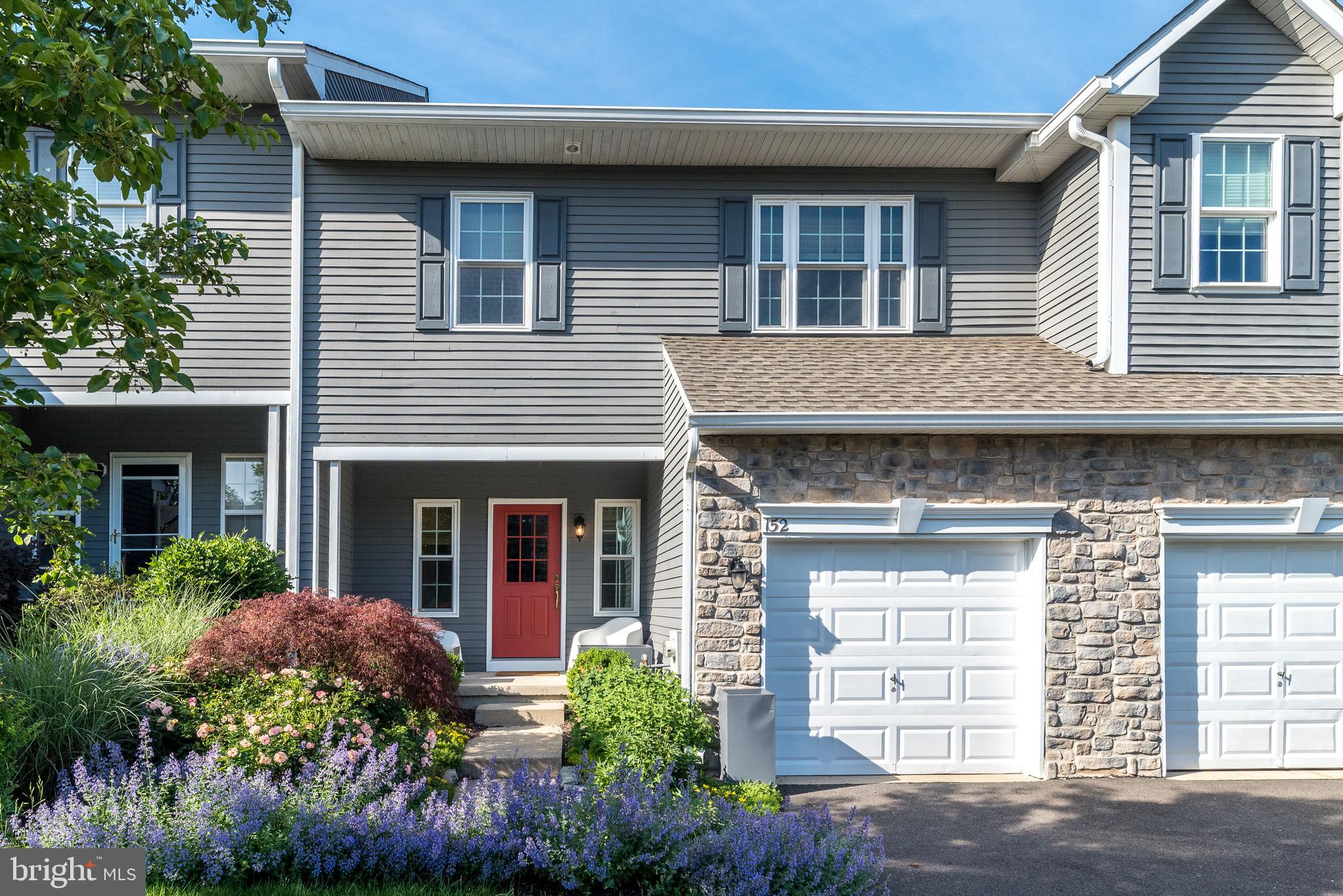 FIELDSTONE - Residential