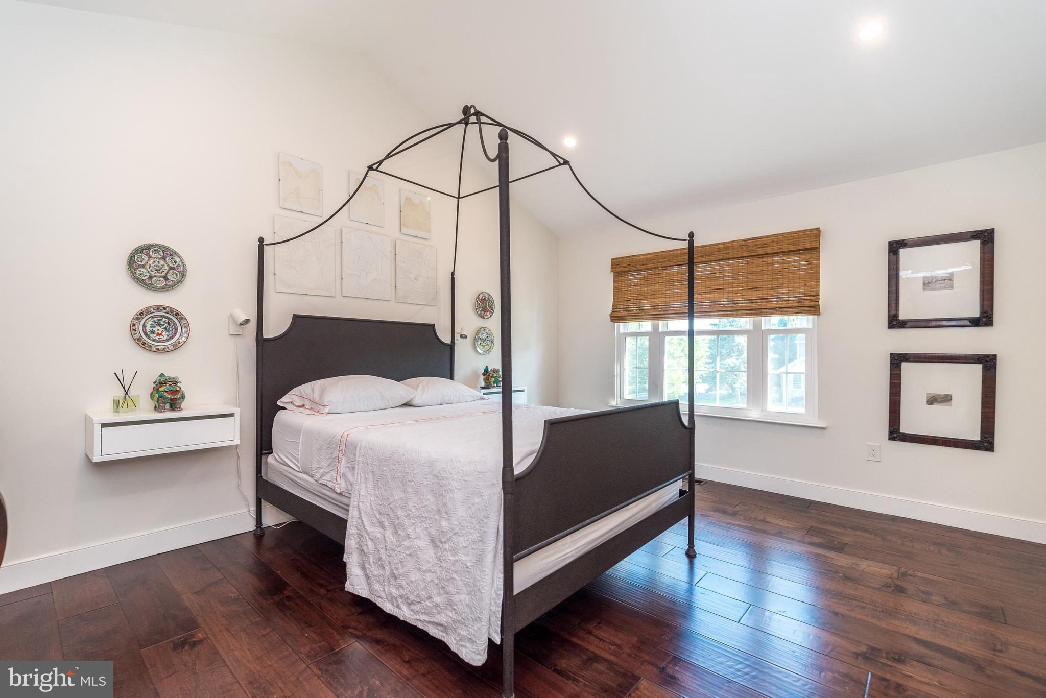 FIELDSTONE - Residential