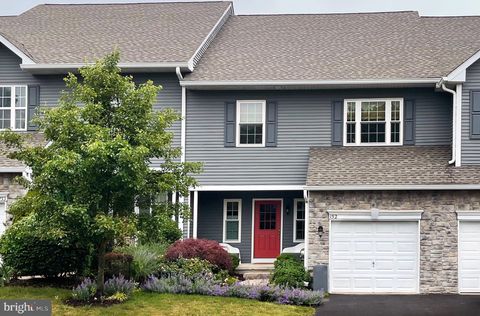 Photo of 152 Woodstream Court, NEW HOPE, PA 18938 (MLS # PABU2122064)