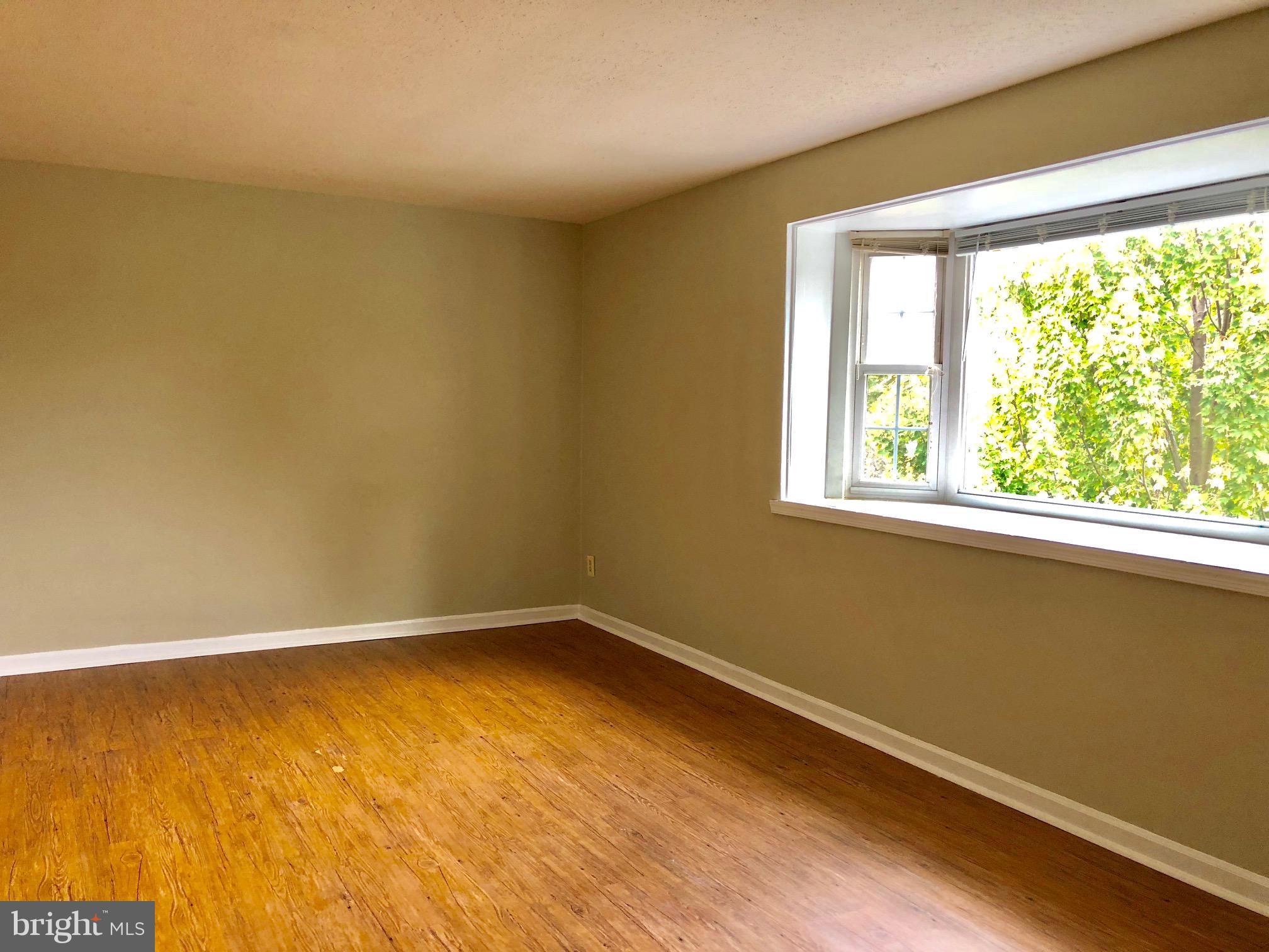 VILLAGES AT FALLS CHURCH - Residential