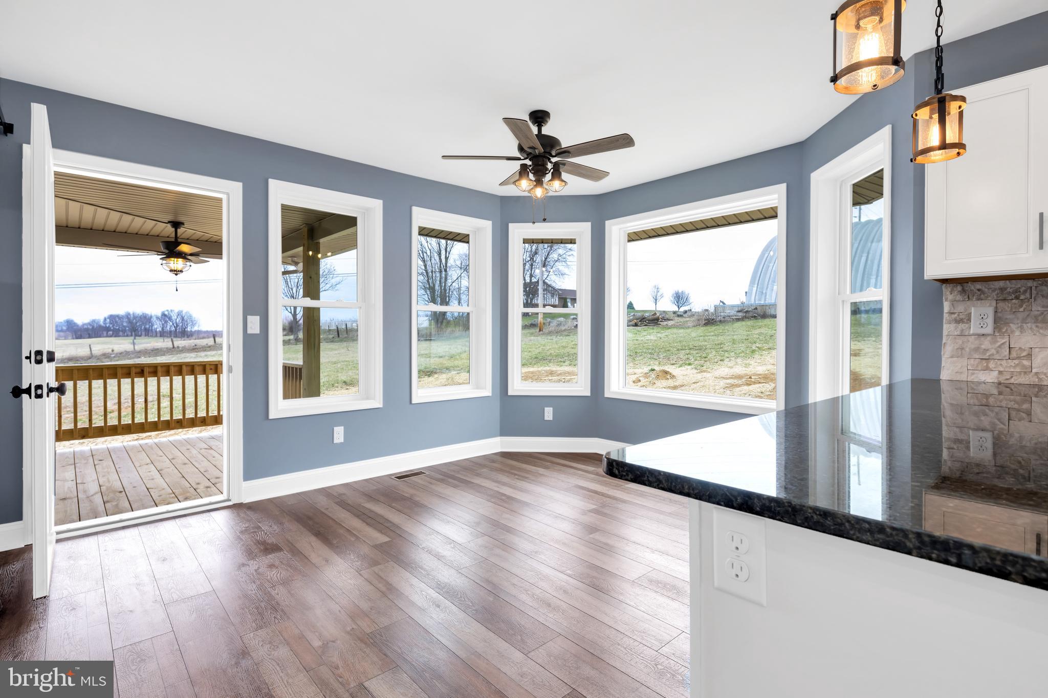 ISLAND HILL - Residential