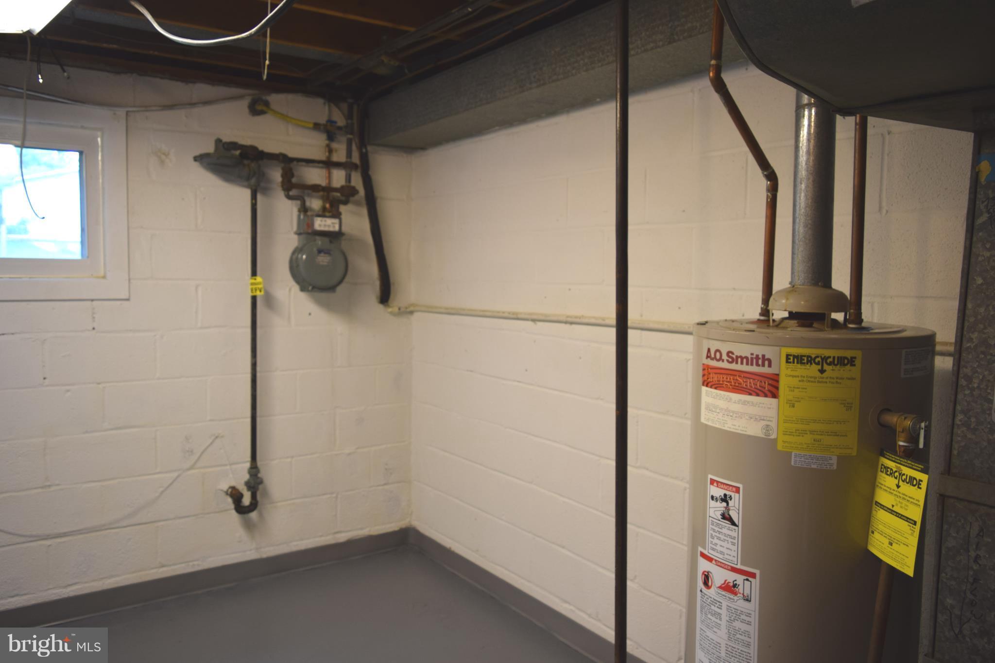 FAIRFAX VILLA - Residential