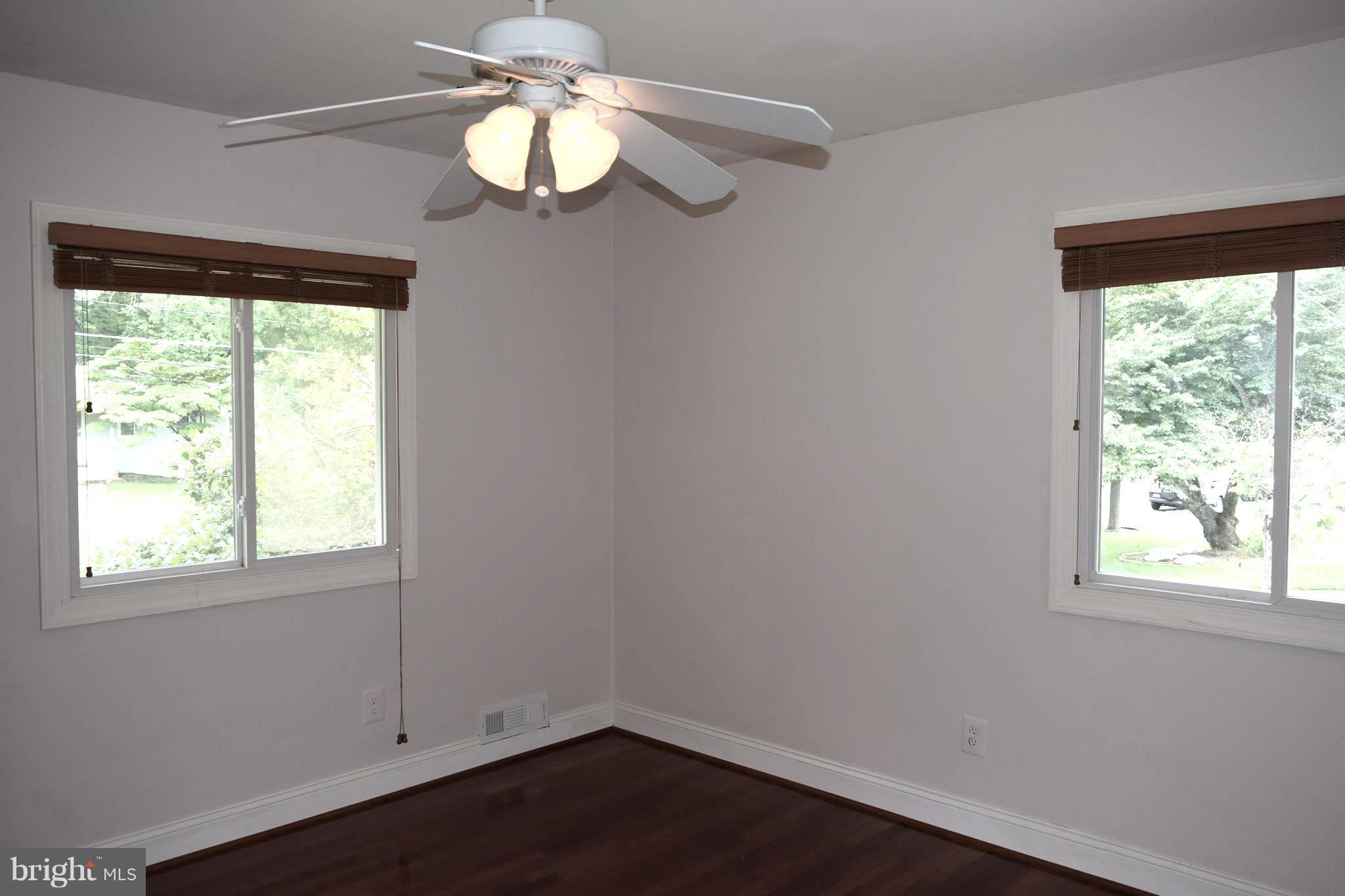 FAIRFAX VILLA - Residential