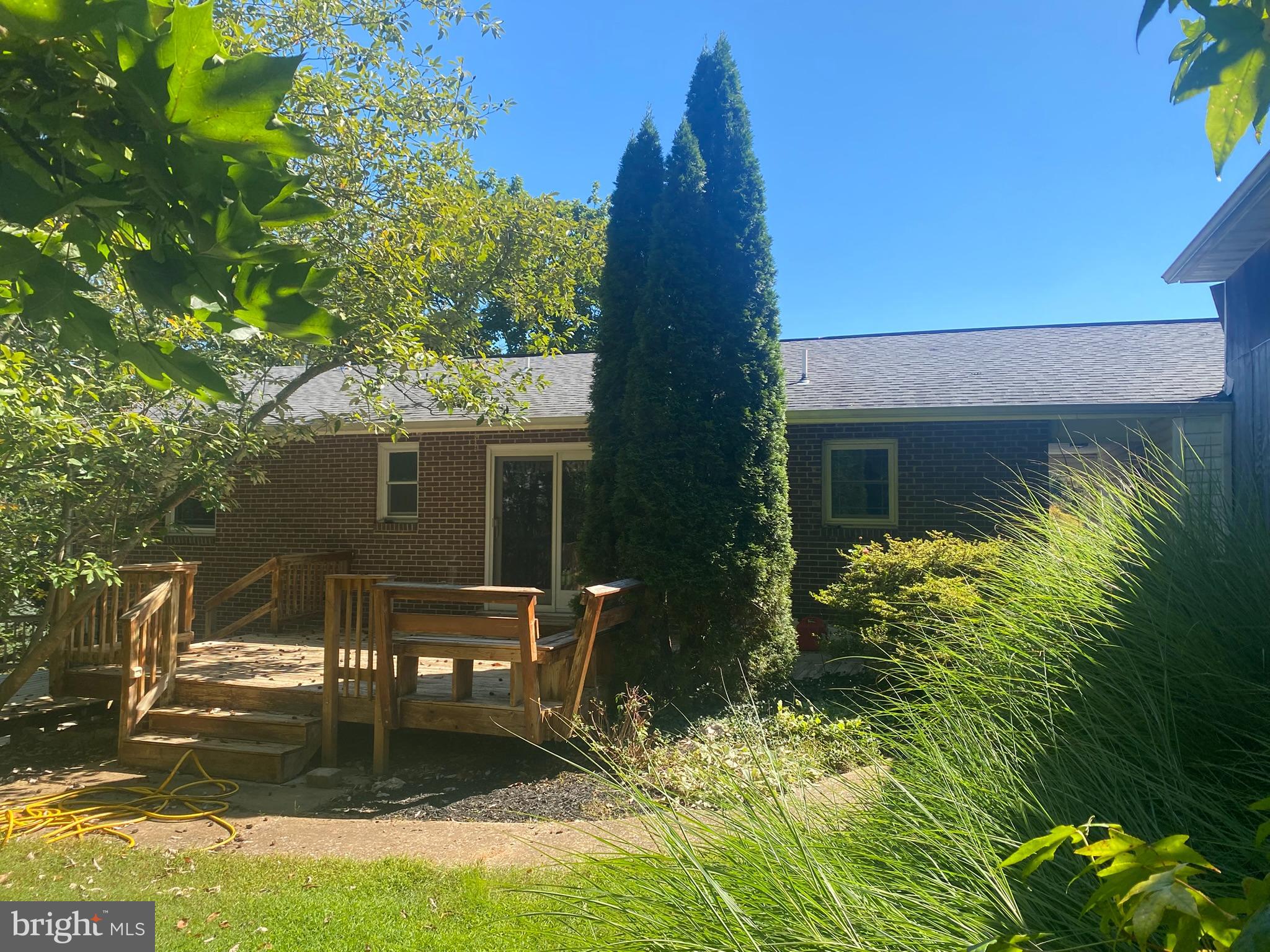 COUNTY VIEW - Residential