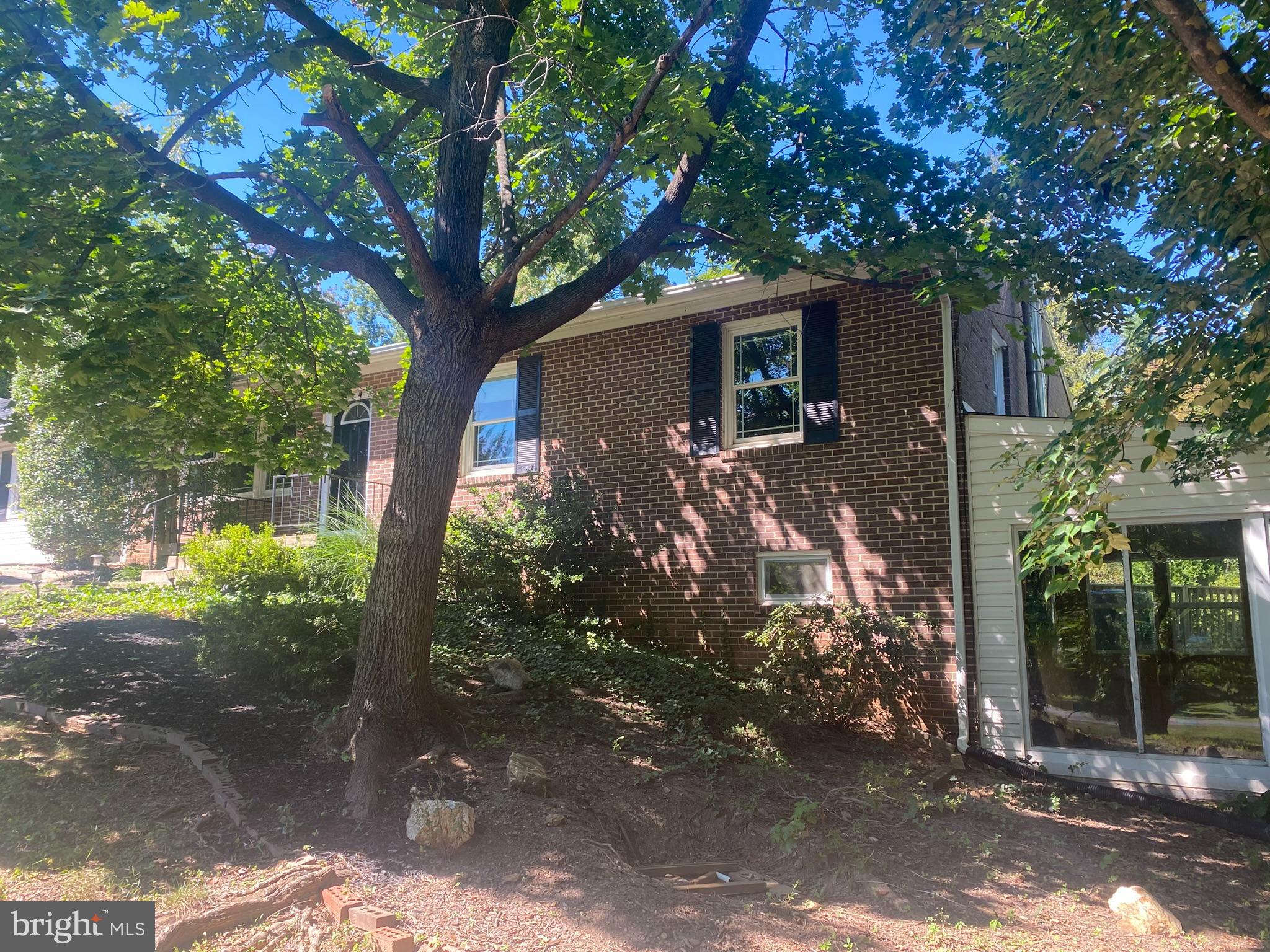 COUNTY VIEW - Residential