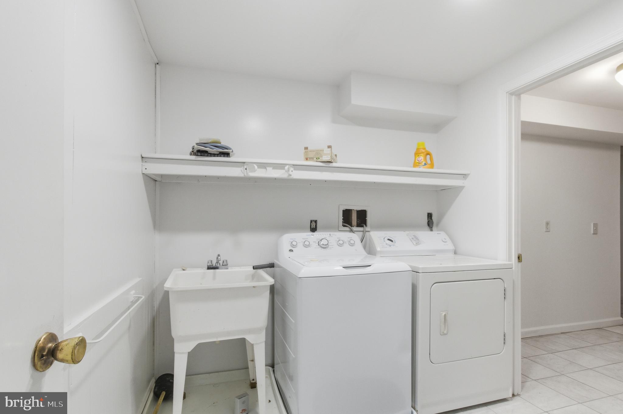 COUNTY VIEW - Residential