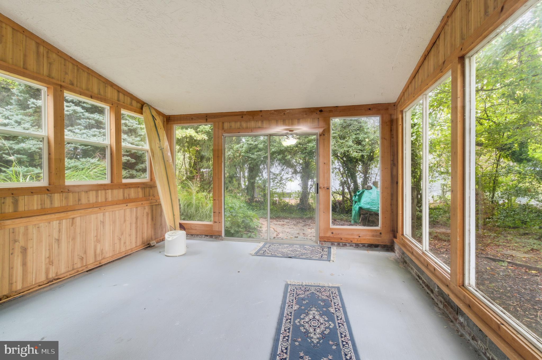 COUNTY VIEW - Residential