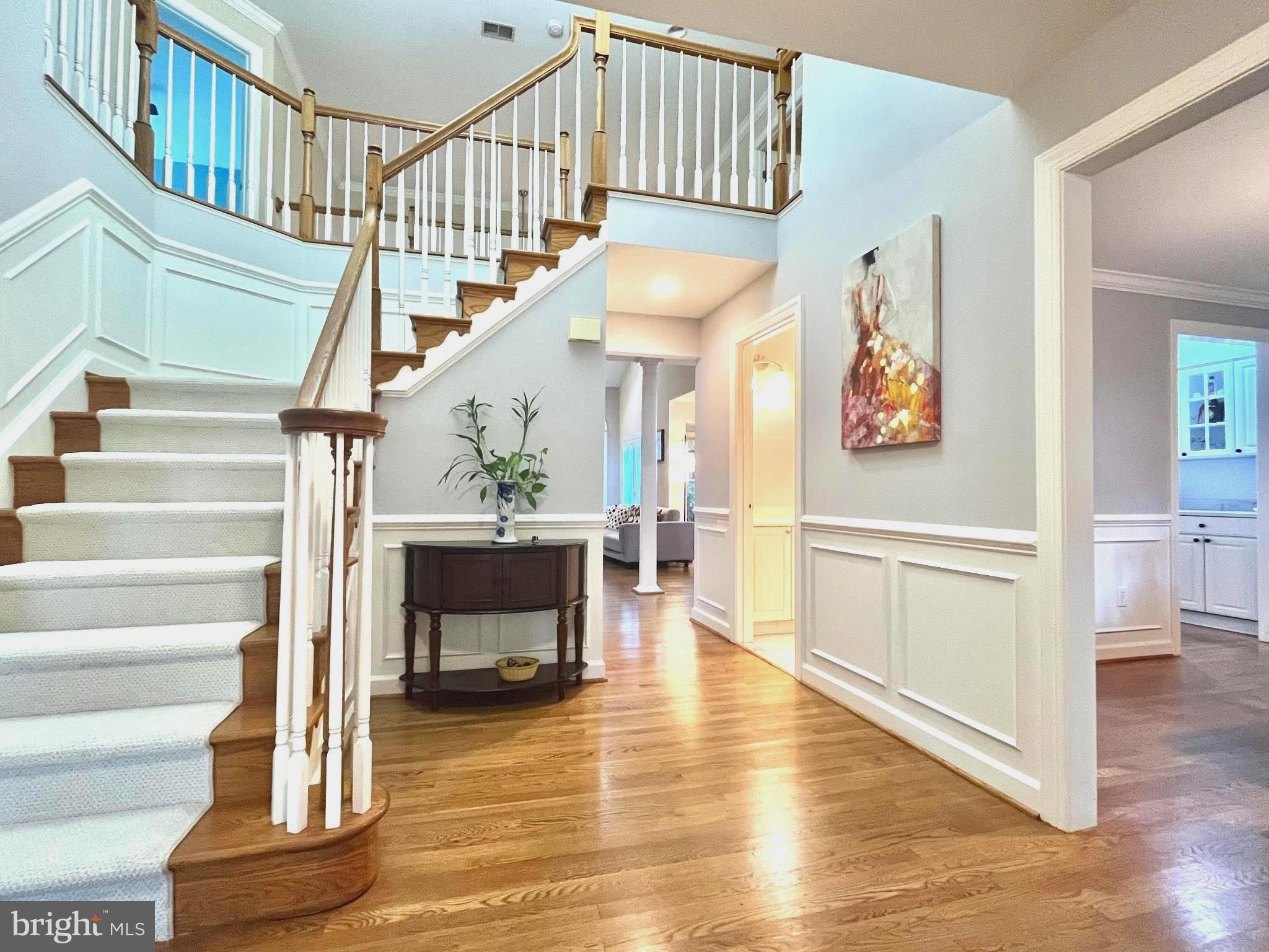 17717 GLOBE THEATRE DRIVE