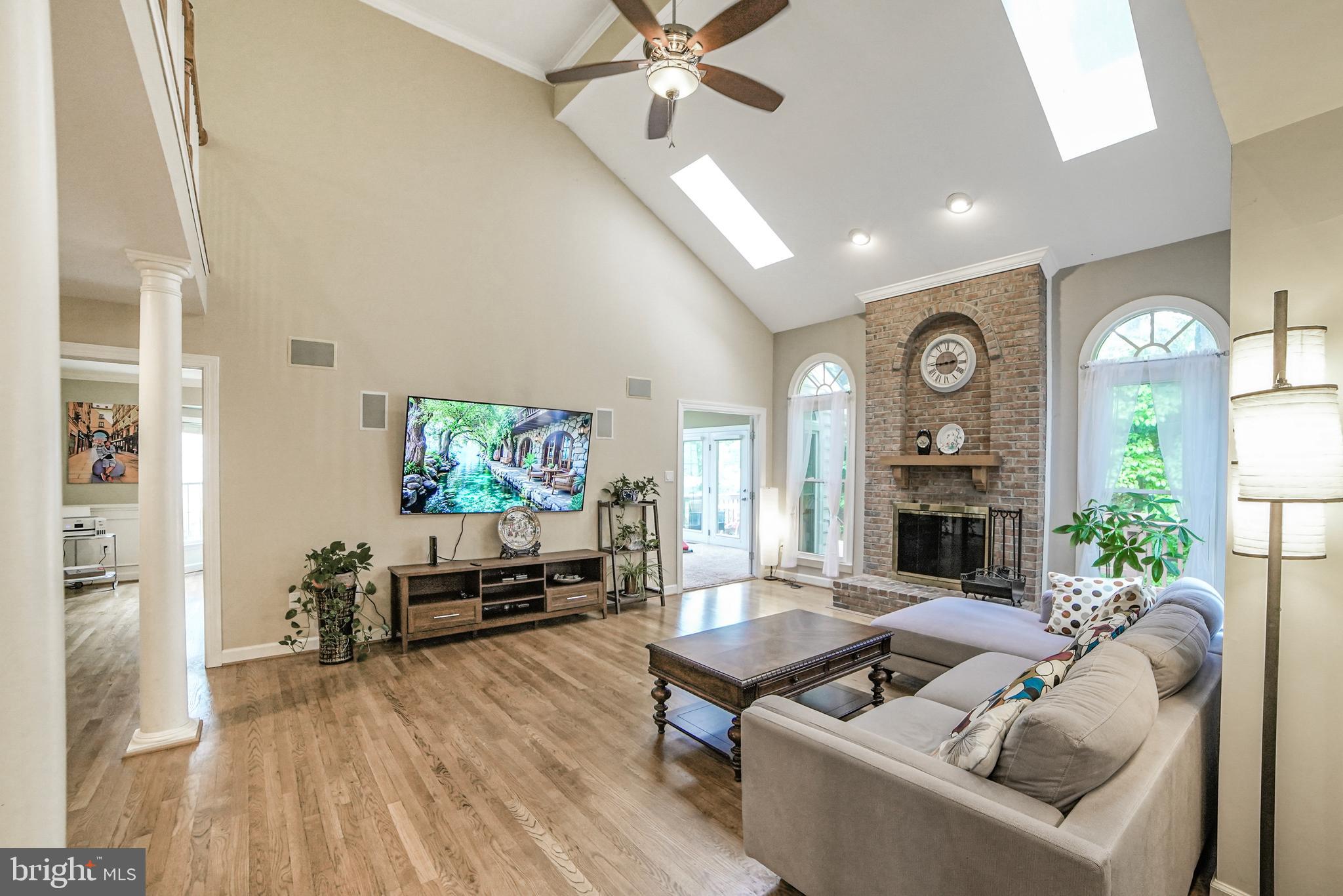 17717 GLOBE THEATRE DRIVE
