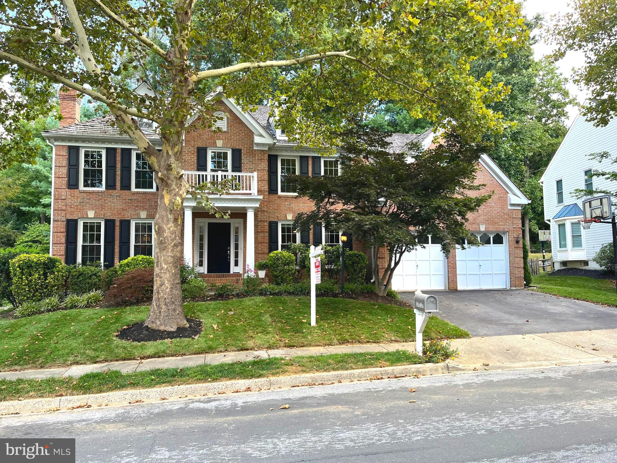 17717 GLOBE THEATRE DRIVE