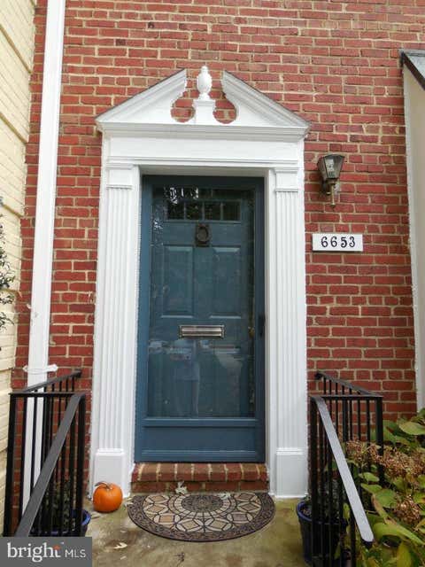 Featured picture for the property MDMC2118824