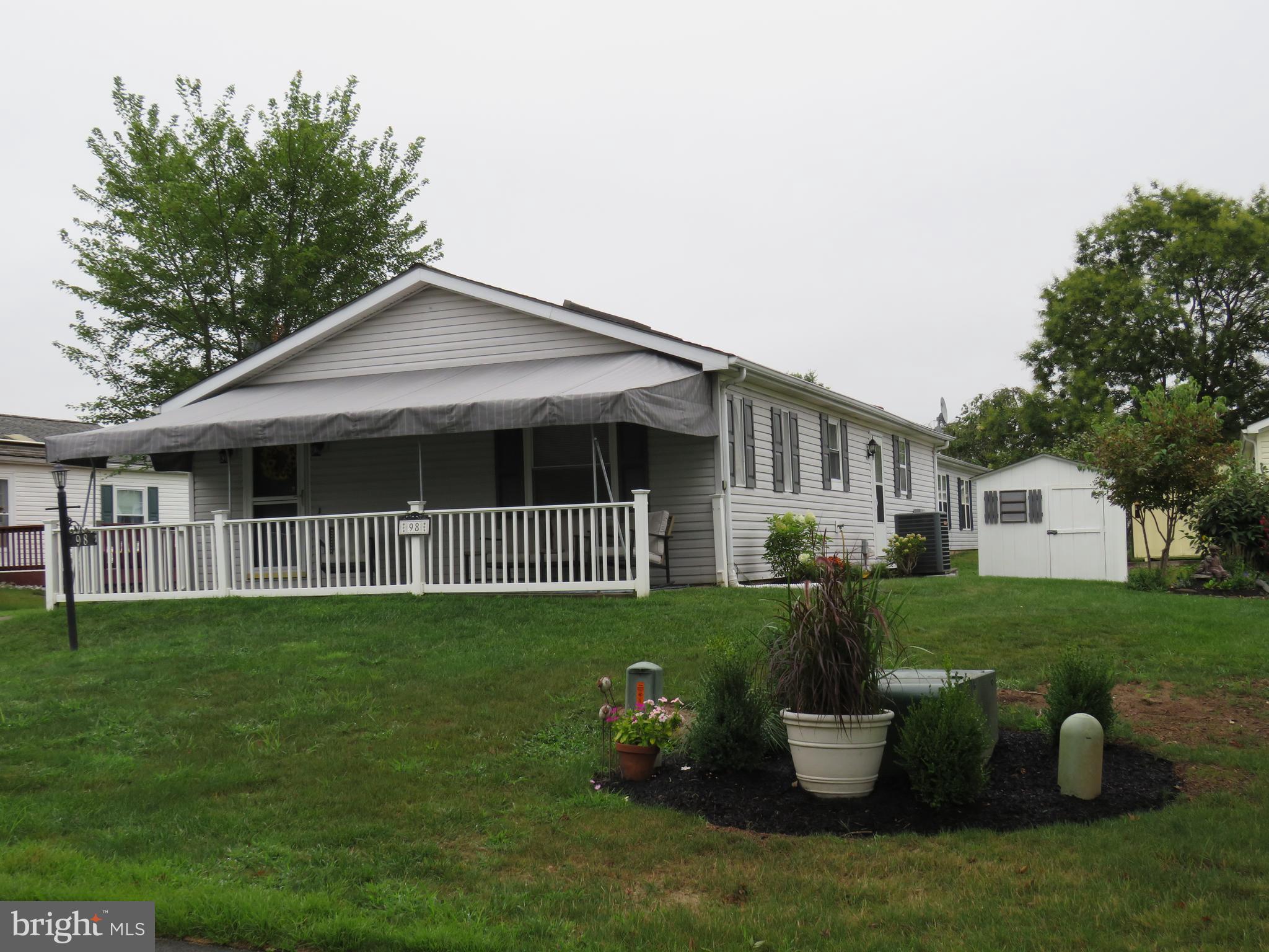 98 ACORN COURT E
